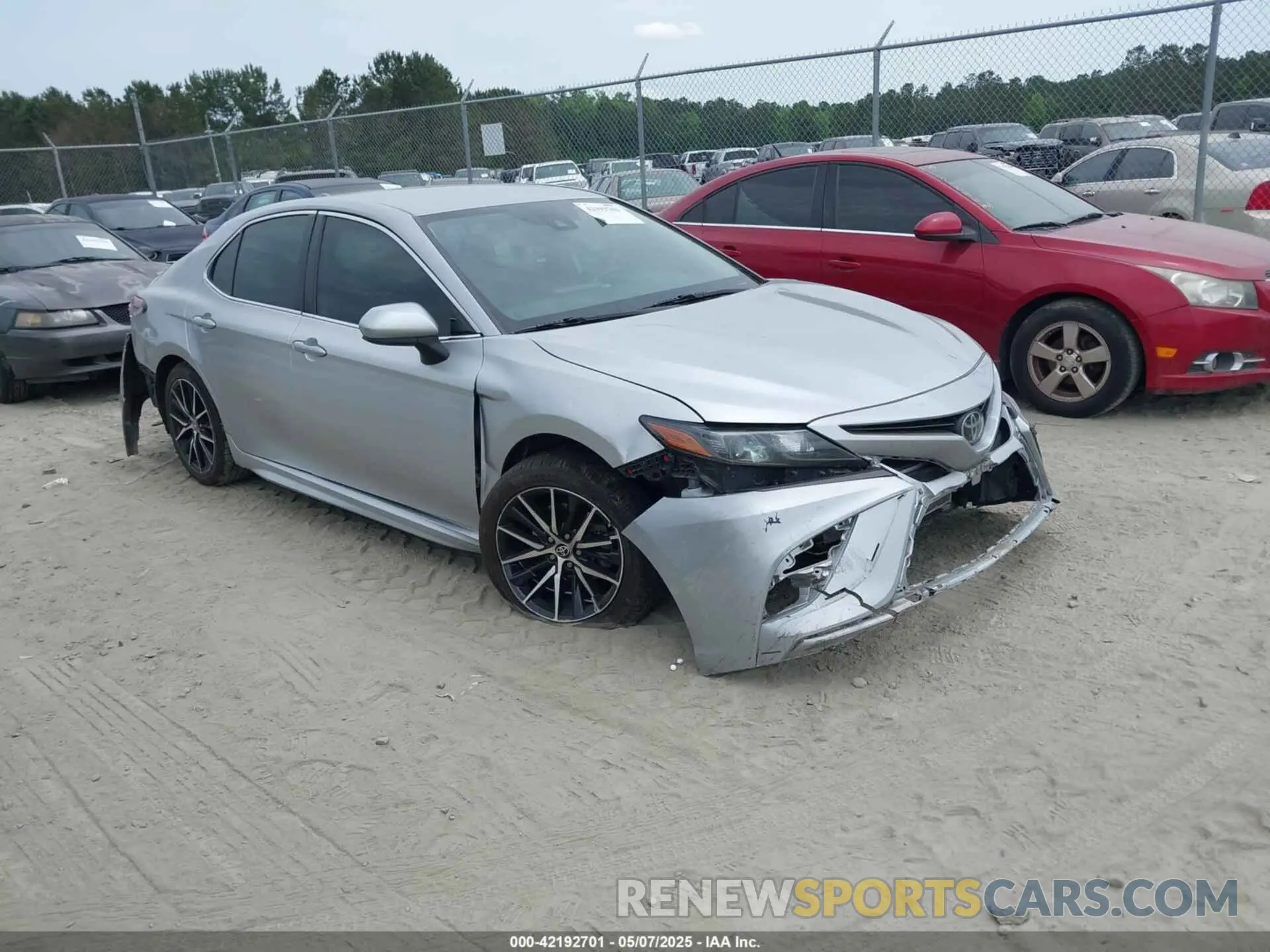1 fotografías del automóvil dañado 4T1G11AK3MU542799 TOYOTA CAMRY 2021