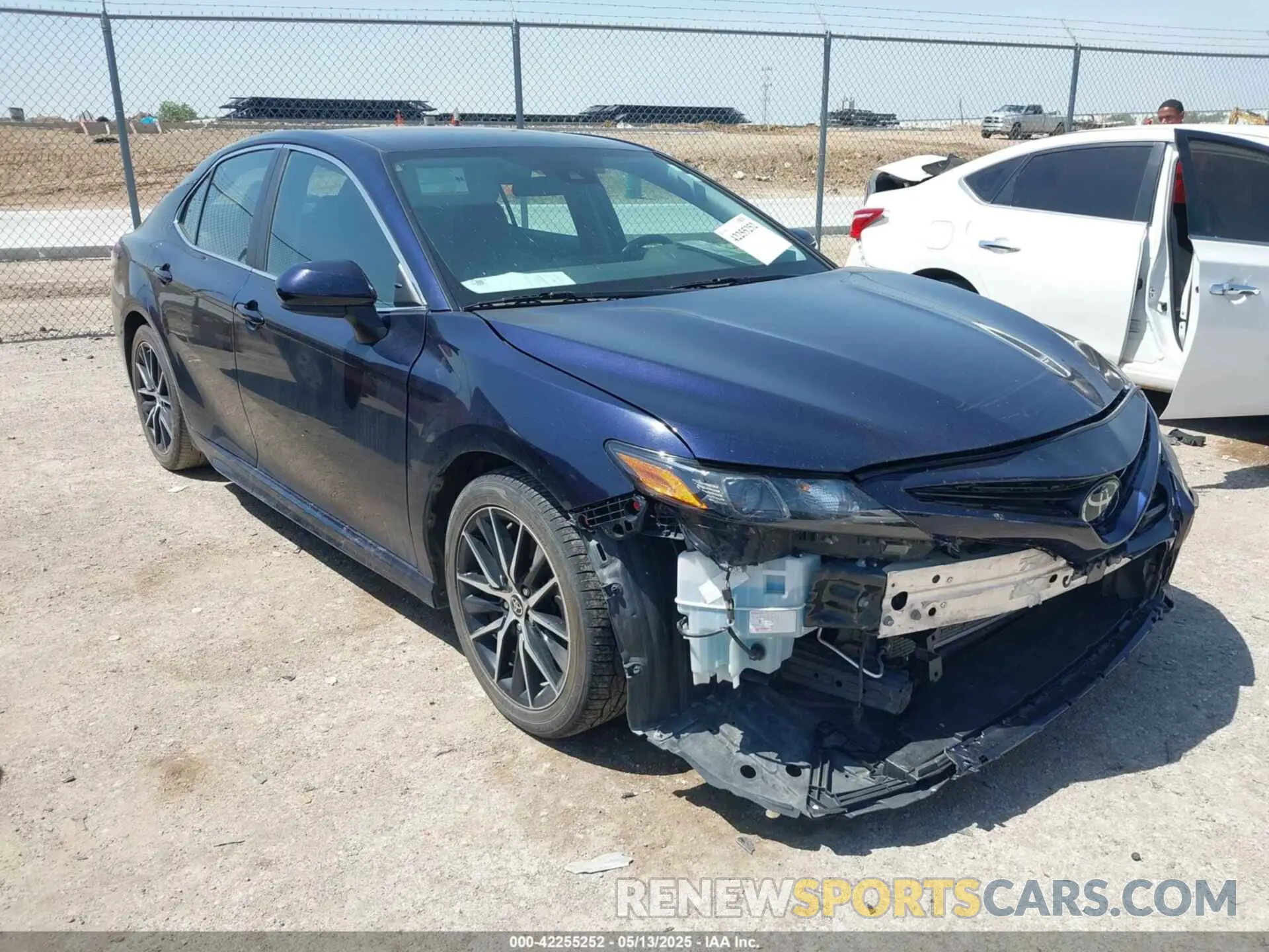 1 fotografías del automóvil dañado 4T1G11AK3MU552152 TOYOTA CAMRY 2021