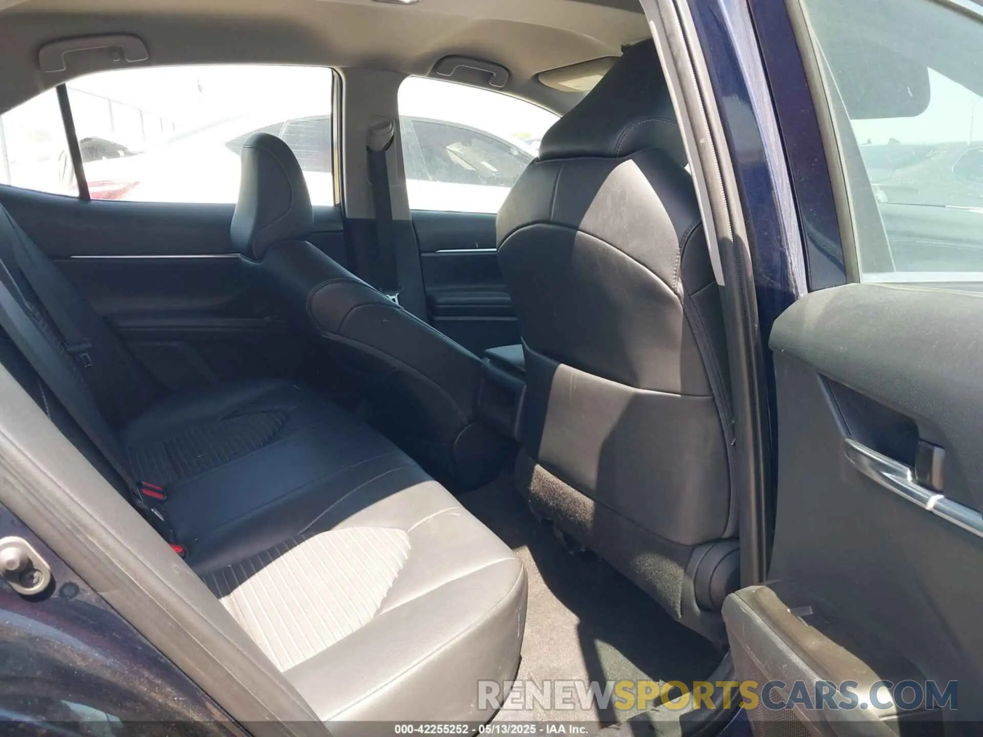 8 fotografías del automóvil dañado 4T1G11AK3MU552152 TOYOTA CAMRY 2021