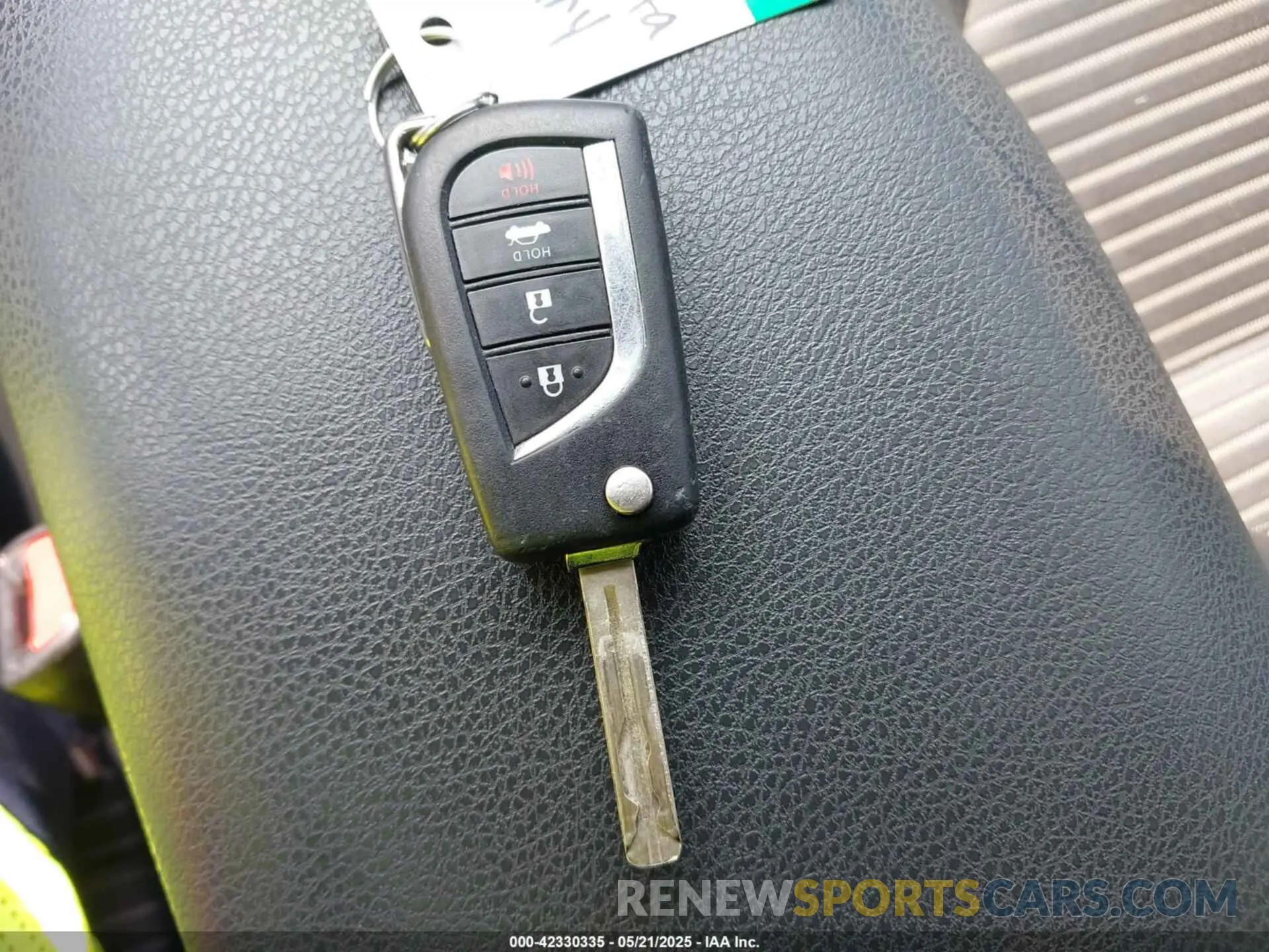 11 fotografías del automóvil dañado 4T1G11AK3MU558775 TOYOTA CAMRY 2021