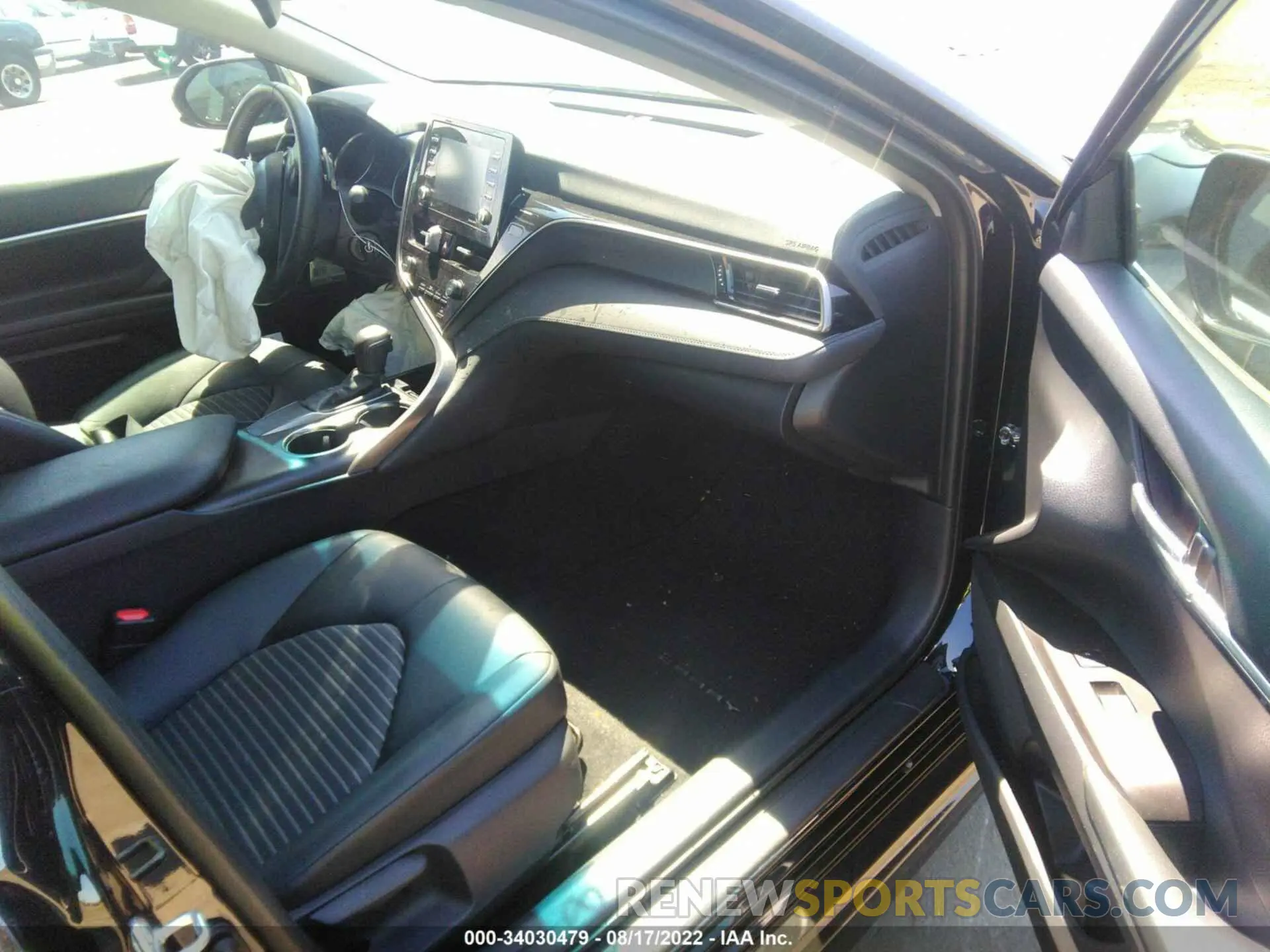 5 fotografías del automóvil dañado 4T1G11AK3MU615444 TOYOTA CAMRY 2021