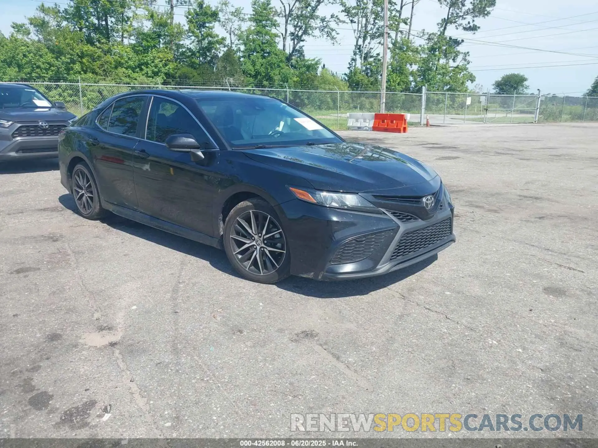 1 fotografías del automóvil dañado 4T1G11AK4MU402373 TOYOTA CAMRY 2021
