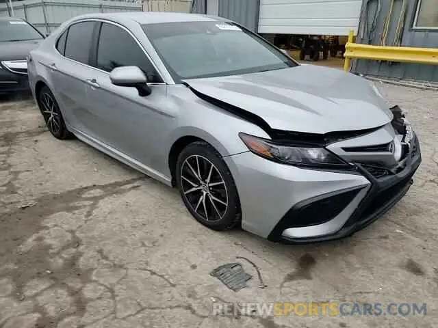10 fotografías del automóvil dañado 4T1G11AK4MU410117 TOYOTA CAMRY 2021