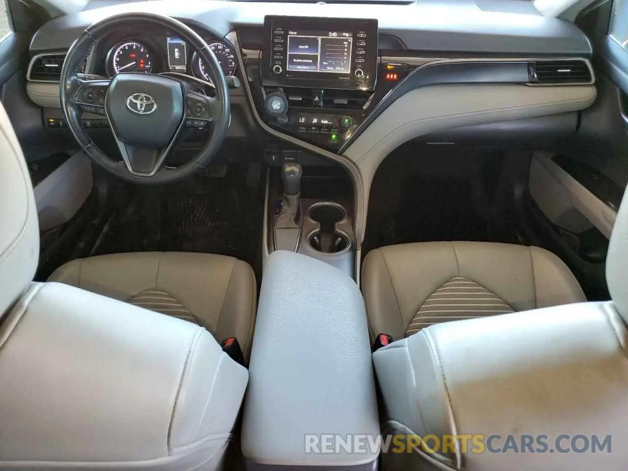 8 fotografías del automóvil dañado 4T1G11AK4MU412451 TOYOTA CAMRY 2021