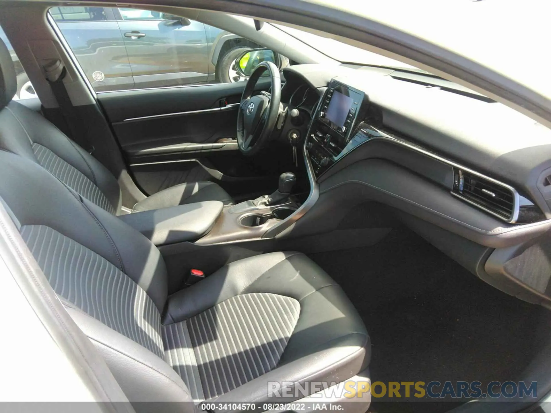 5 fotografías del automóvil dañado 4T1G11AK4MU445157 TOYOTA CAMRY 2021