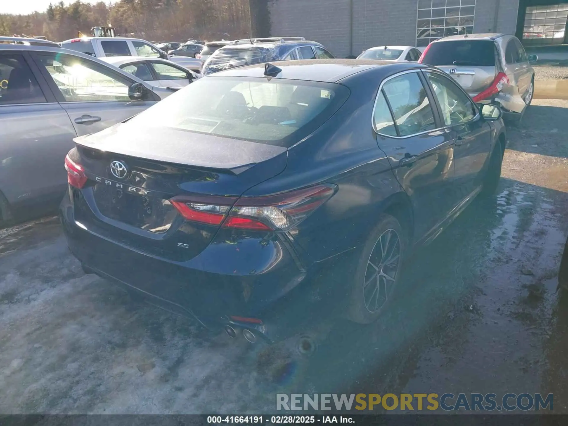 4 fotografías del automóvil dañado 4T1G11AK4MU484377 TOYOTA CAMRY 2021