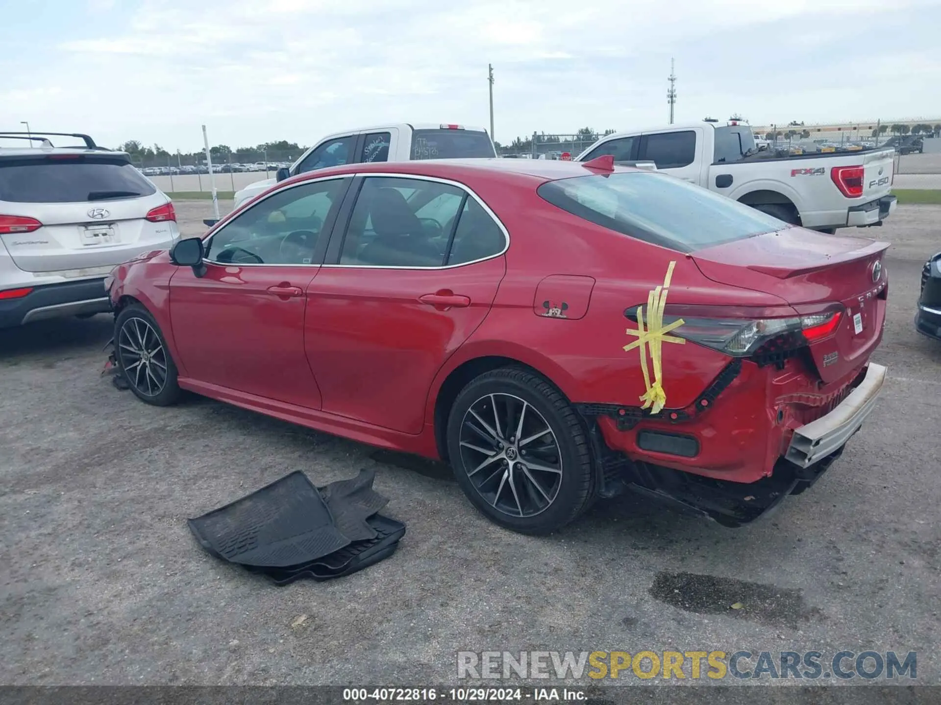 3 fotografías del automóvil dañado 4T1G11AK4MU485741 TOYOTA CAMRY 2021