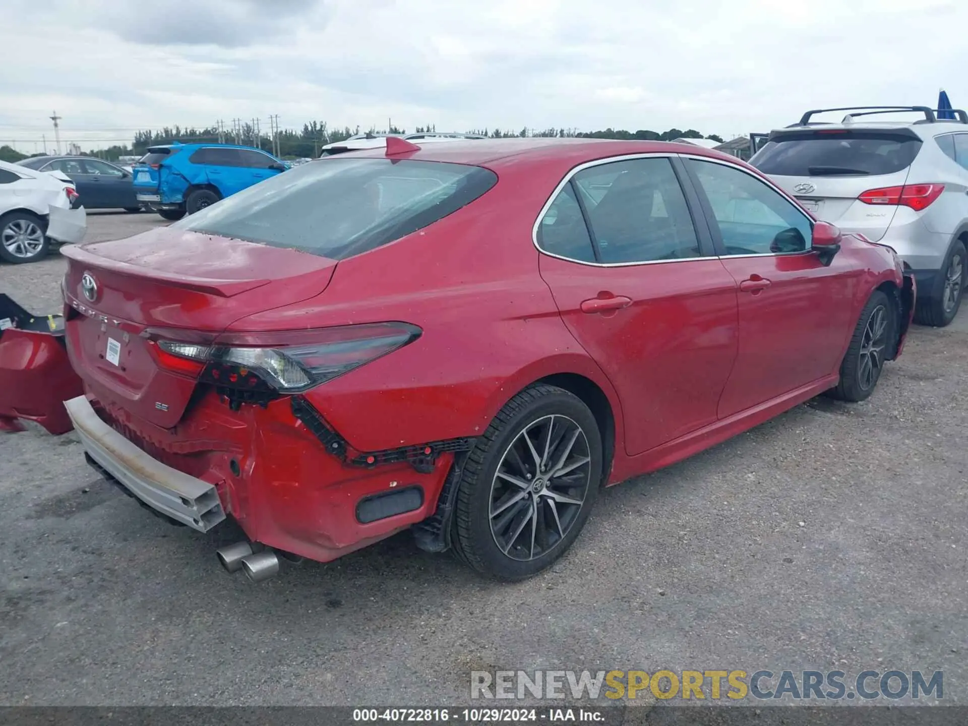 4 fotografías del automóvil dañado 4T1G11AK4MU485741 TOYOTA CAMRY 2021