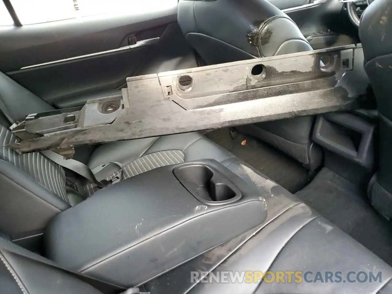 12 fotografías del automóvil dañado 4T1G11AK4MU485867 TOYOTA CAMRY 2021