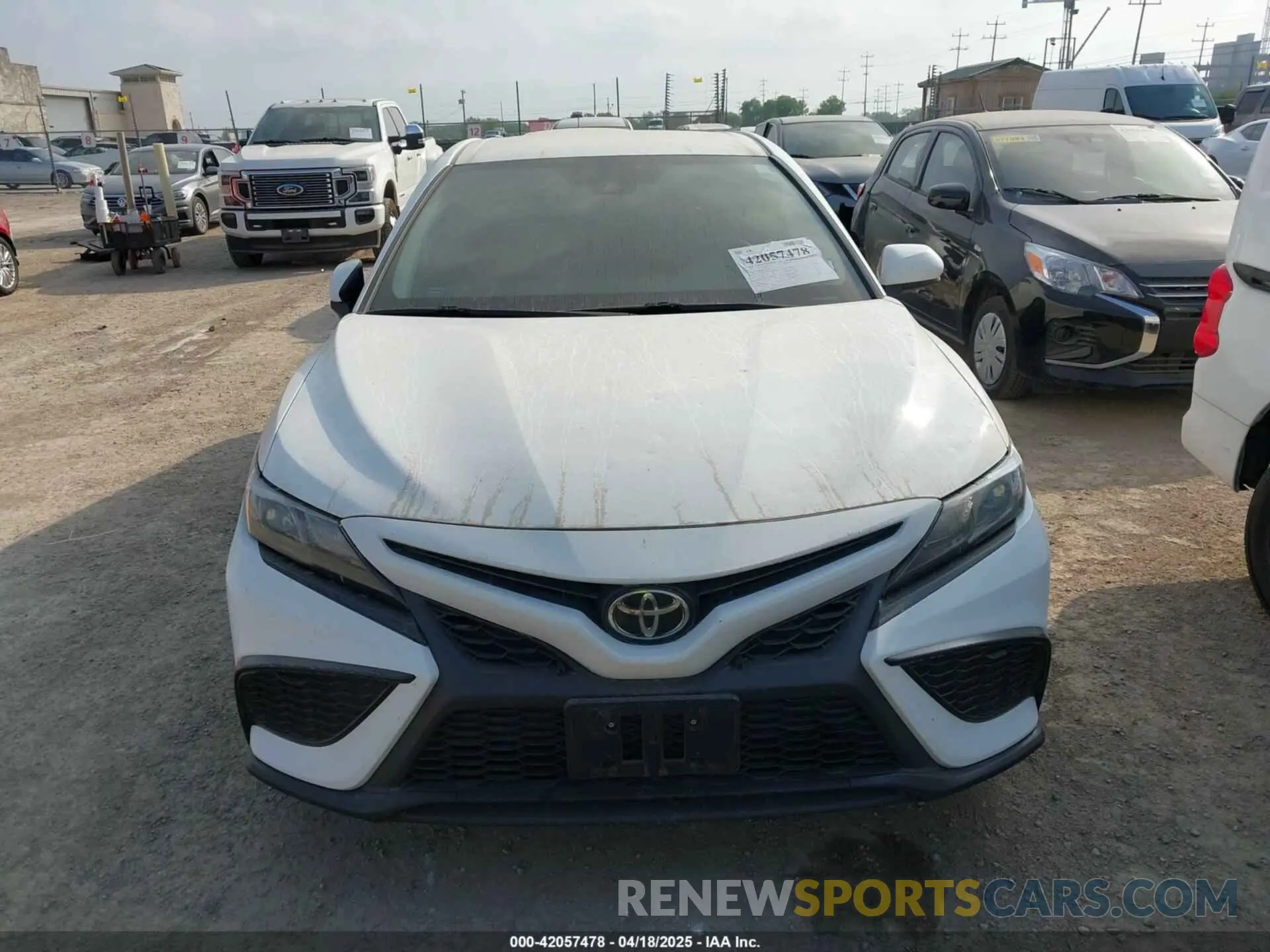 12 fotografías del automóvil dañado 4T1G11AK4MU496335 TOYOTA CAMRY 2021