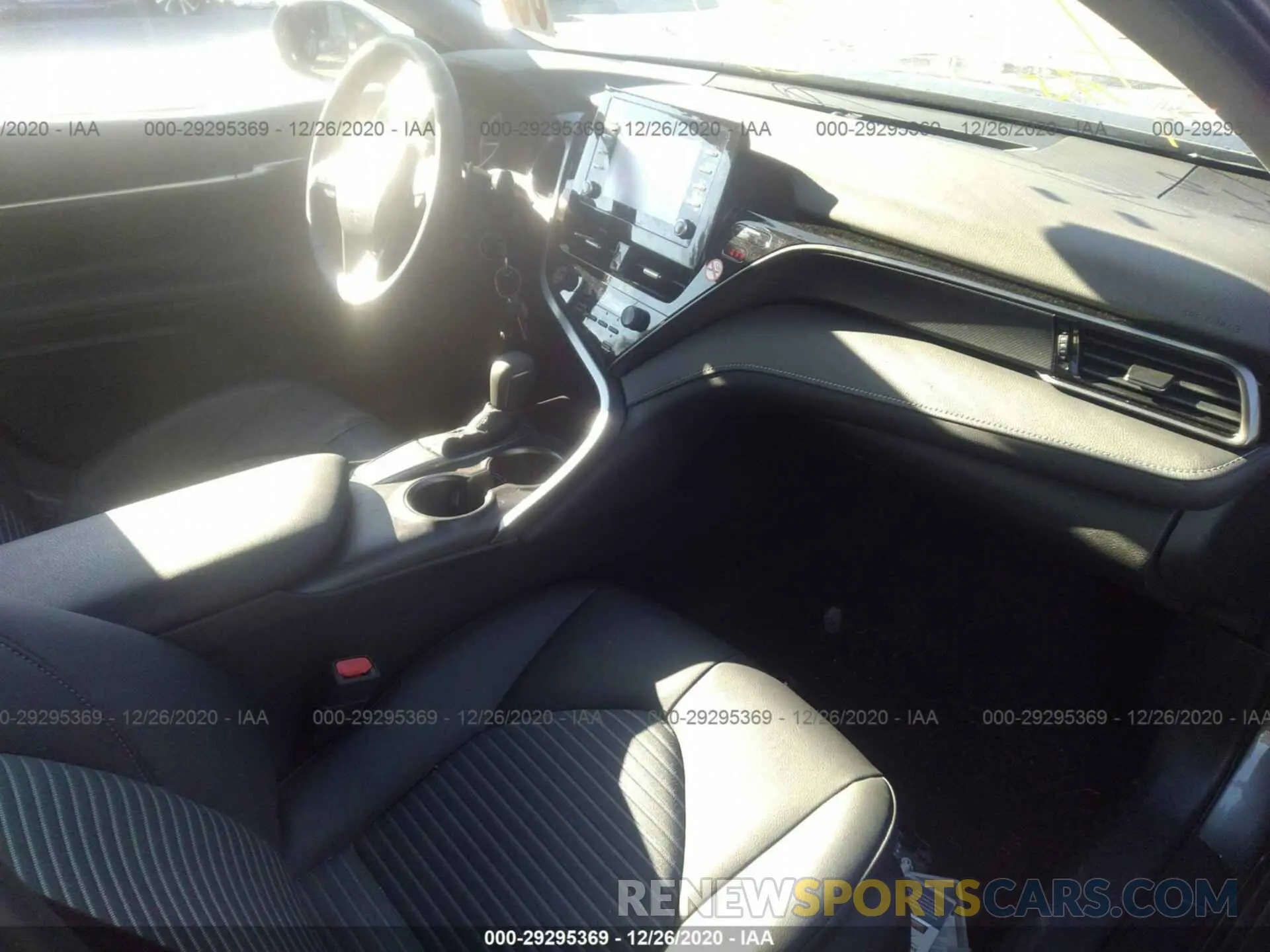5 fotografías del automóvil dañado 4T1G11AK4MU516356 TOYOTA CAMRY 2021