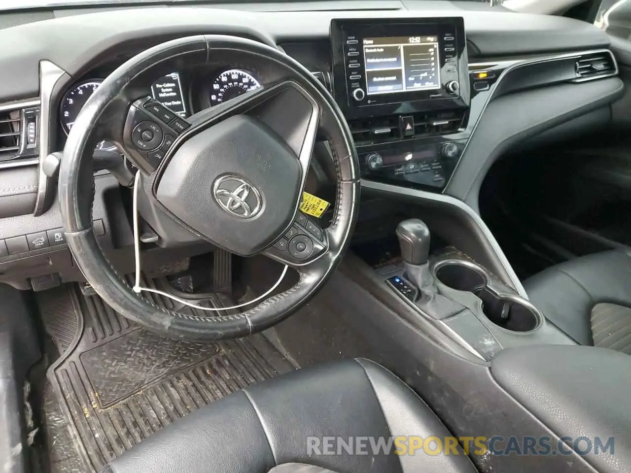 8 fotografías del automóvil dañado 4T1G11AK4MU525638 TOYOTA CAMRY 2021