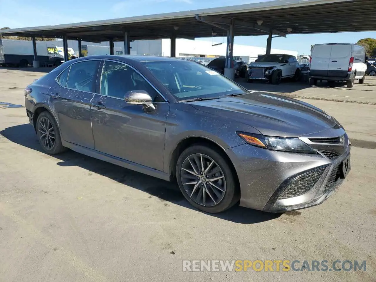 4 fotografías del automóvil dañado 4T1G11AK4MU531729 TOYOTA CAMRY 2021