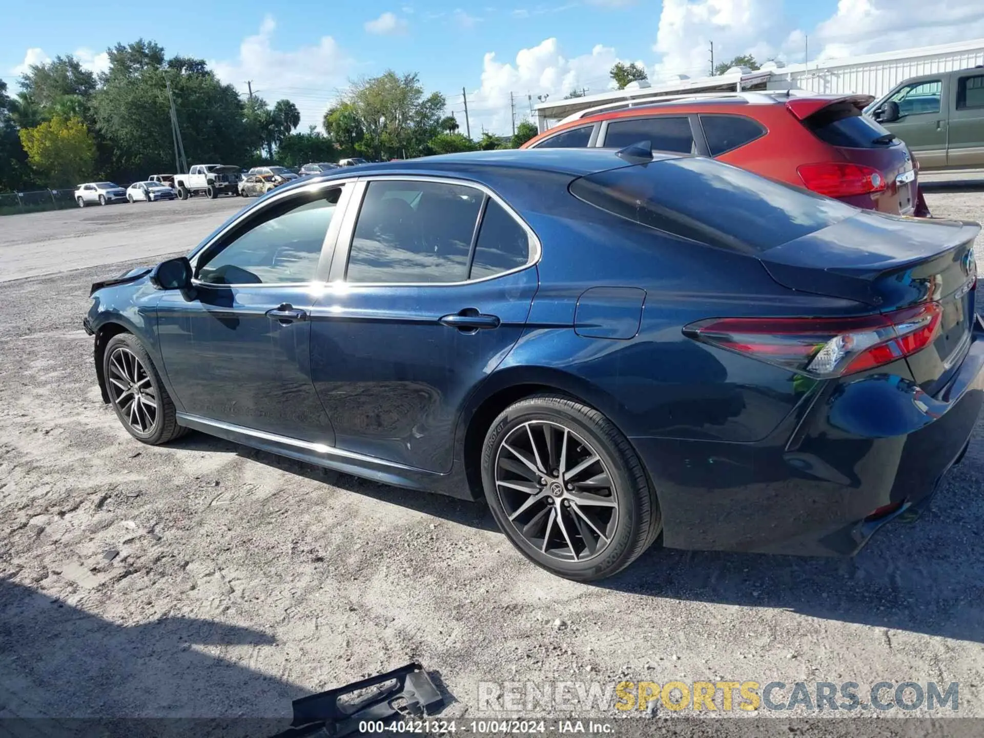15 fotografías del automóvil dañado 4T1G11AK4MU536056 TOYOTA CAMRY 2021