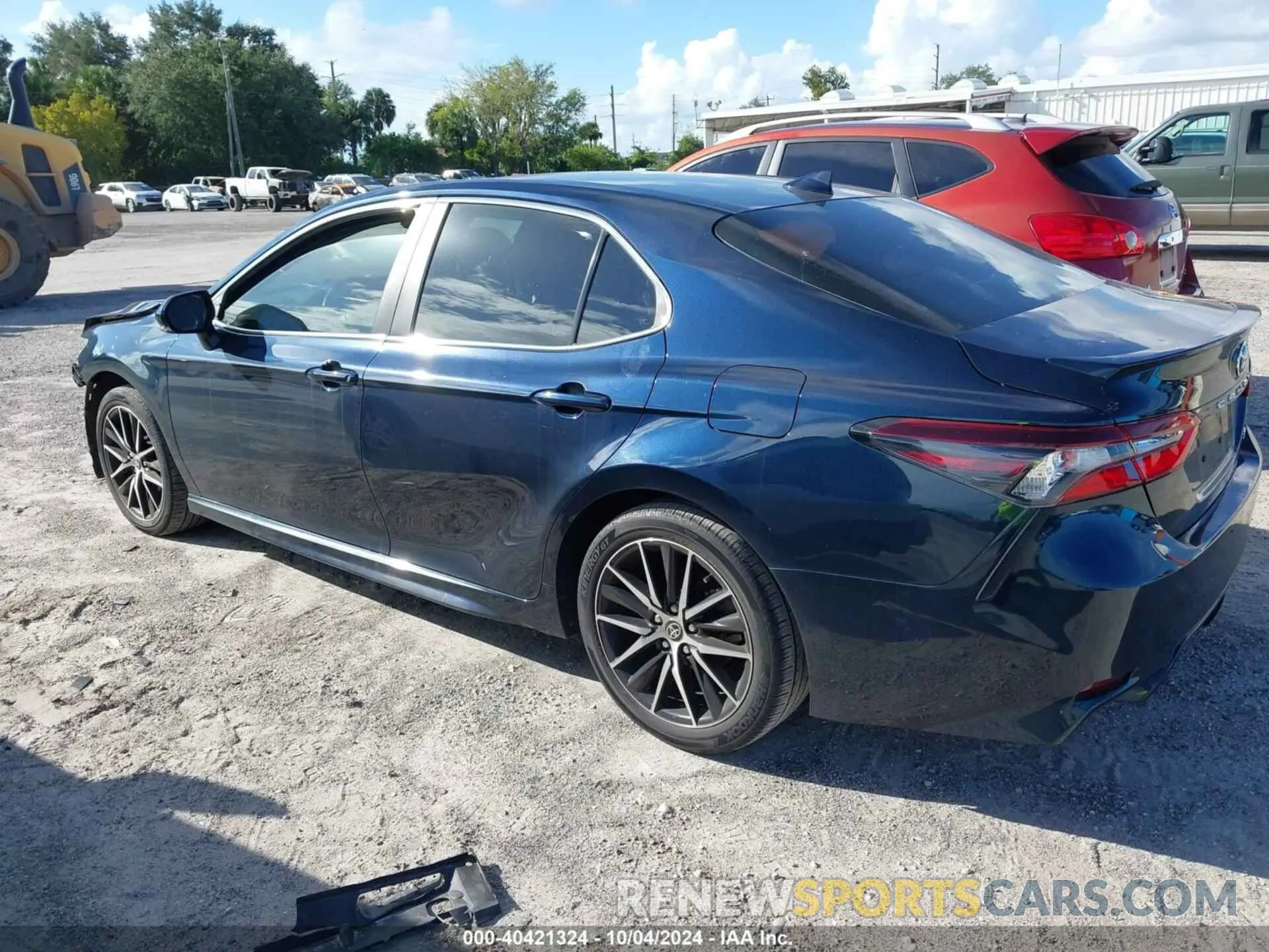 3 fotografías del automóvil dañado 4T1G11AK4MU536056 TOYOTA CAMRY 2021
