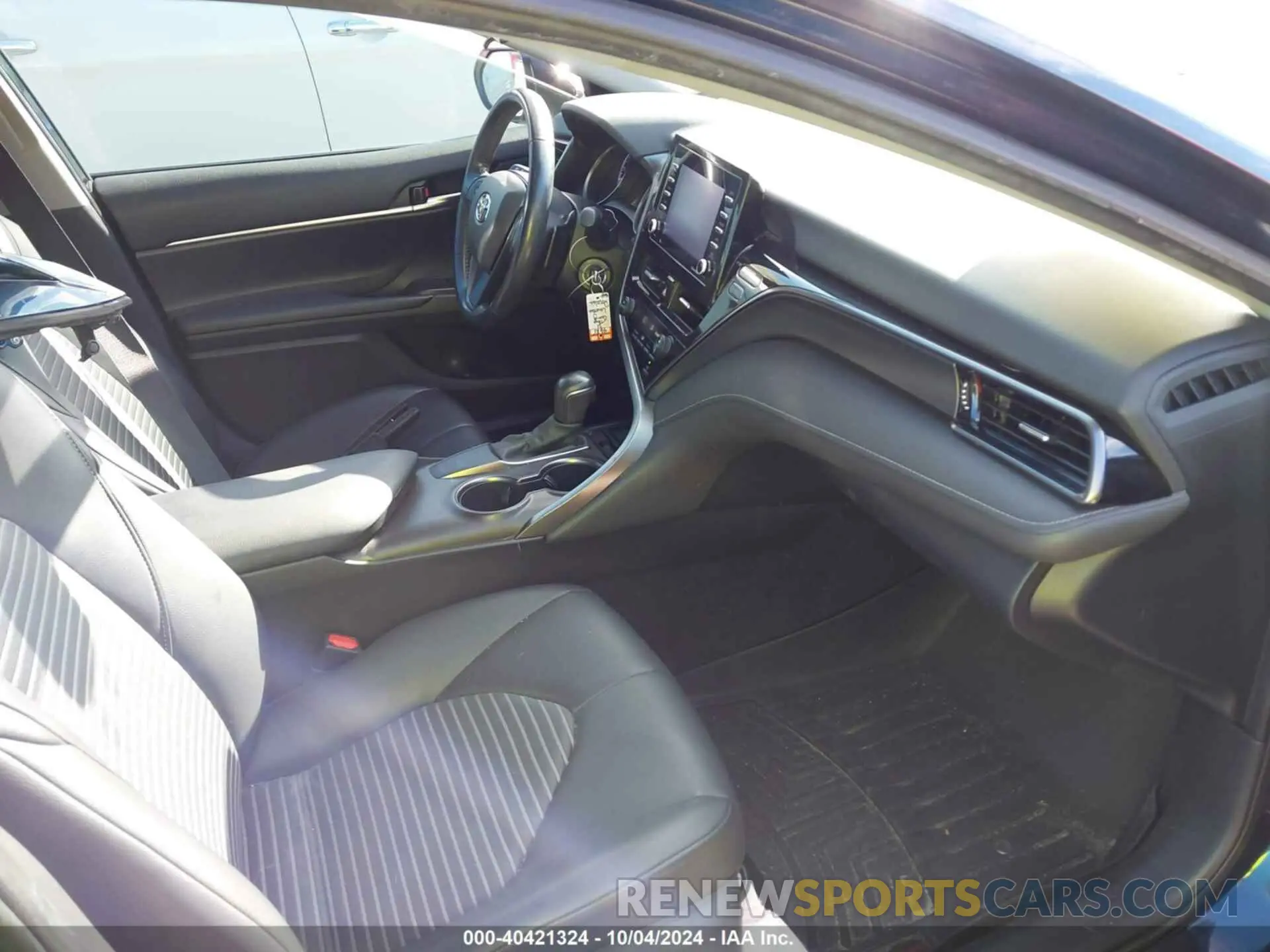 5 fotografías del automóvil dañado 4T1G11AK4MU536056 TOYOTA CAMRY 2021
