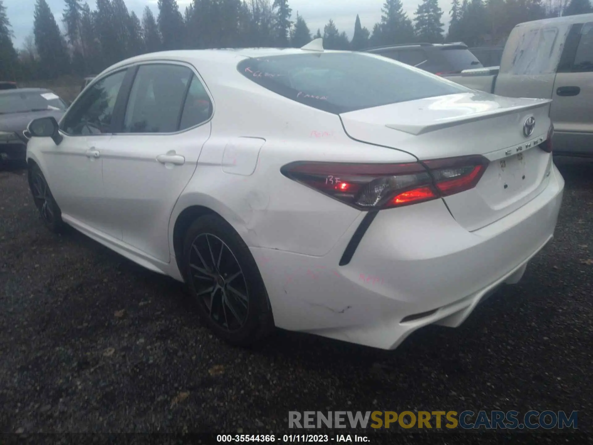 3 fotografías del automóvil dañado 4T1G11AK4MU552094 TOYOTA CAMRY 2021