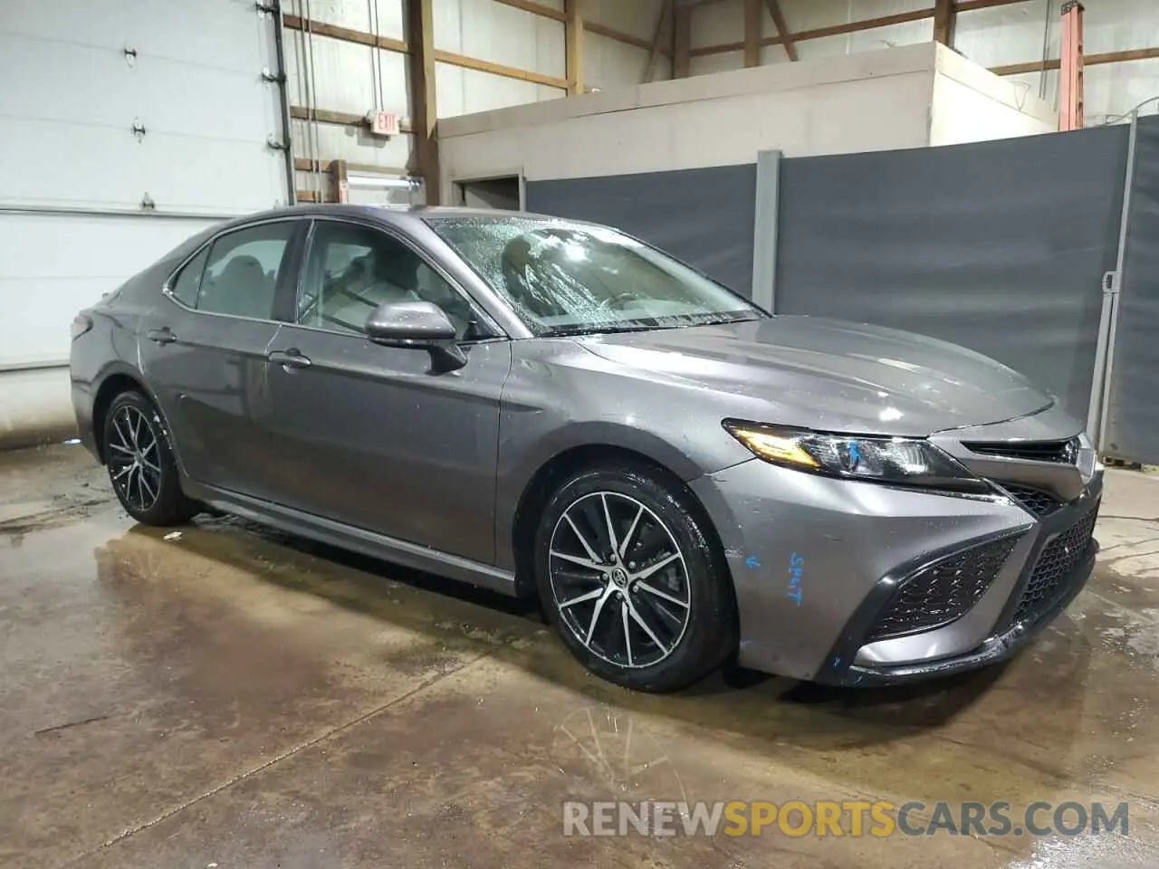 4 fotografías del automóvil dañado 4T1G11AK4MU562267 TOYOTA CAMRY 2021