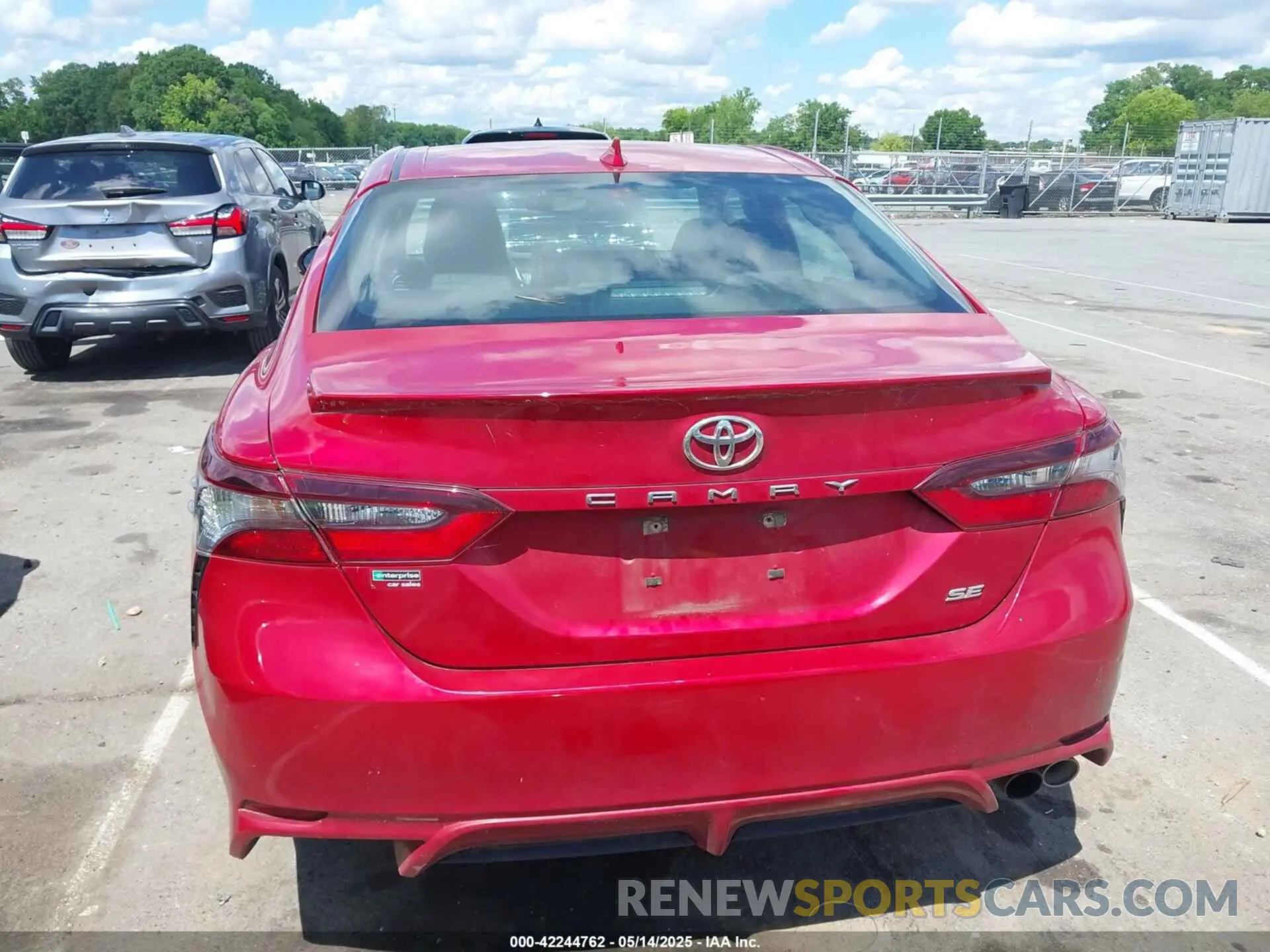 16 fotografías del automóvil dañado 4T1G11AK5MU407274 TOYOTA CAMRY 2021