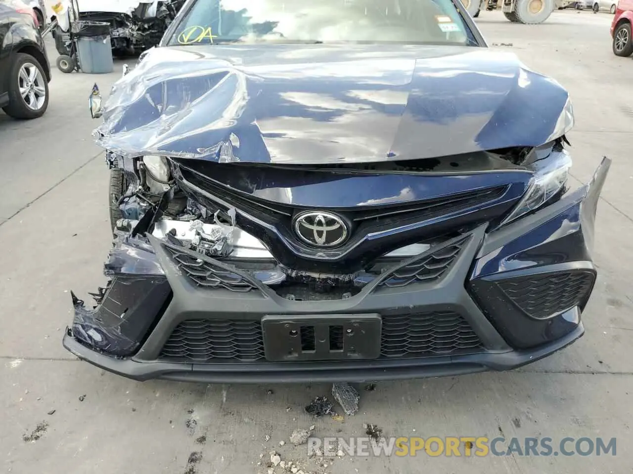 9 fotografías del automóvil dañado 4T1G11AK5MU409428 TOYOTA CAMRY 2021