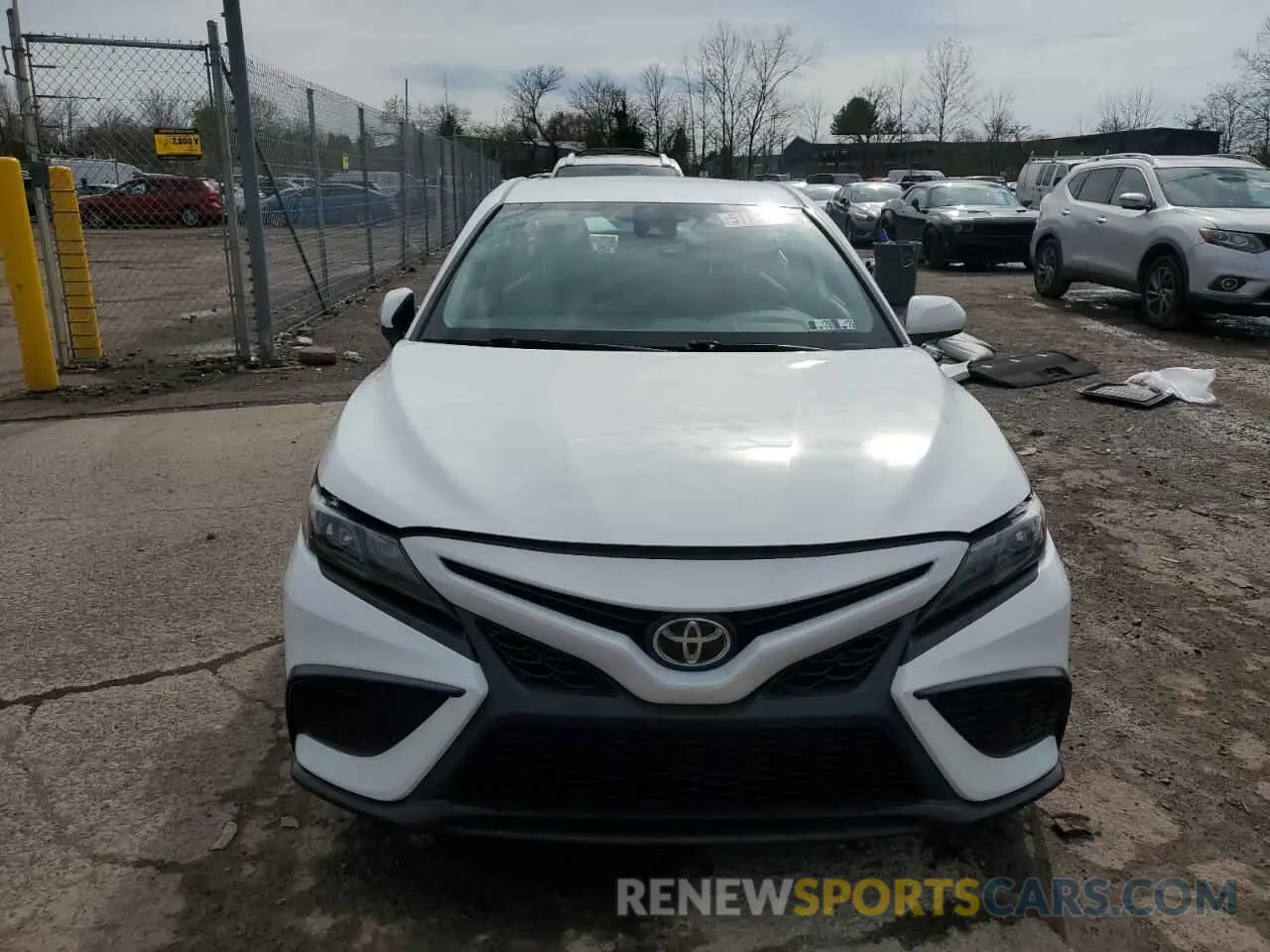 5 fotografías del automóvil dañado 4T1G11AK5MU412927 TOYOTA CAMRY 2021