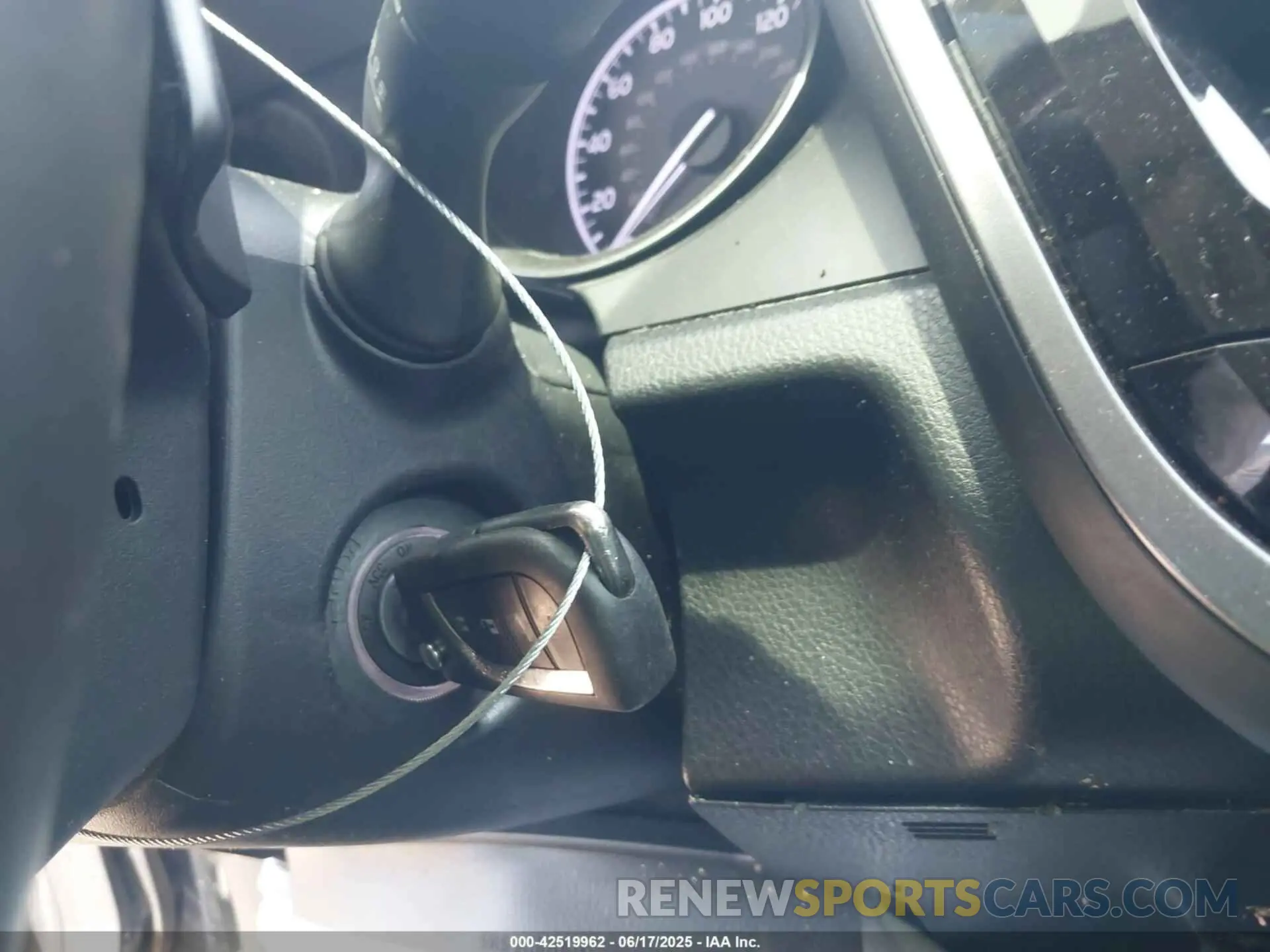 11 fotografías del automóvil dañado 4T1G11AK5MU431056 TOYOTA CAMRY 2021