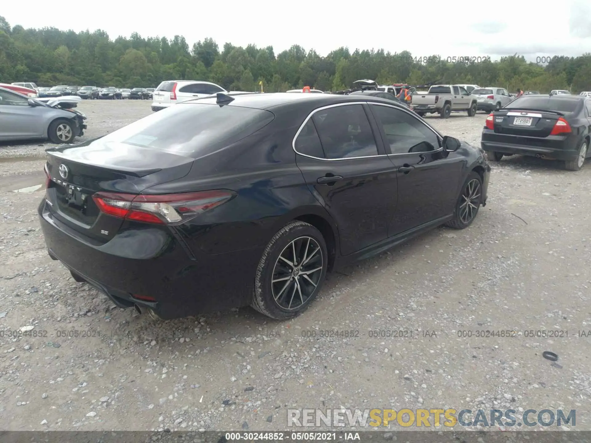 4 fotografías del automóvil dañado 4T1G11AK5MU435821 TOYOTA CAMRY 2021