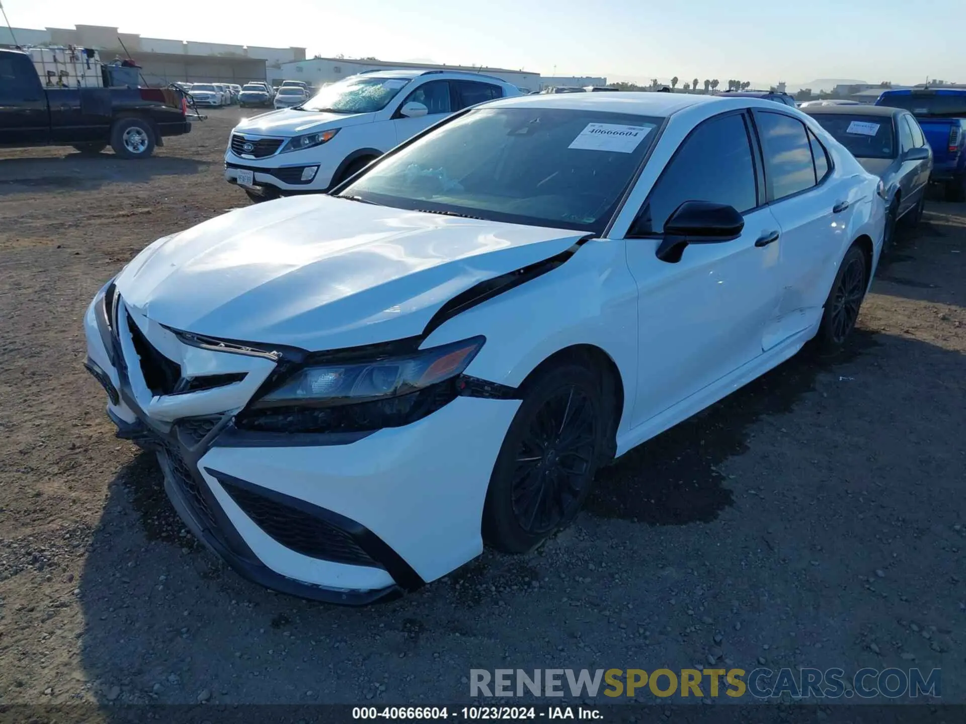 2 fotografías del automóvil dañado 4T1G11AK5MU441215 TOYOTA CAMRY 2021