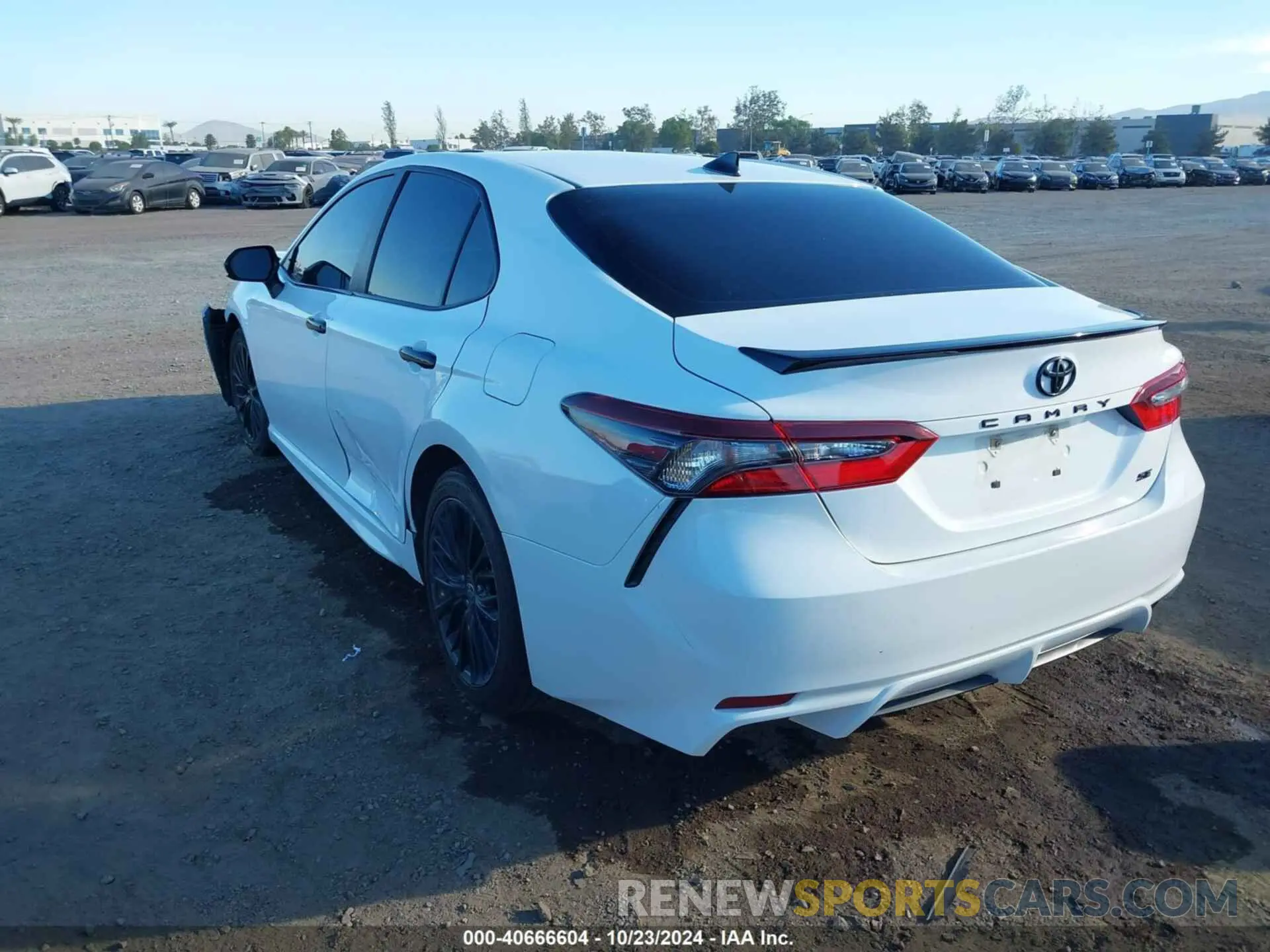 3 fotografías del automóvil dañado 4T1G11AK5MU441215 TOYOTA CAMRY 2021