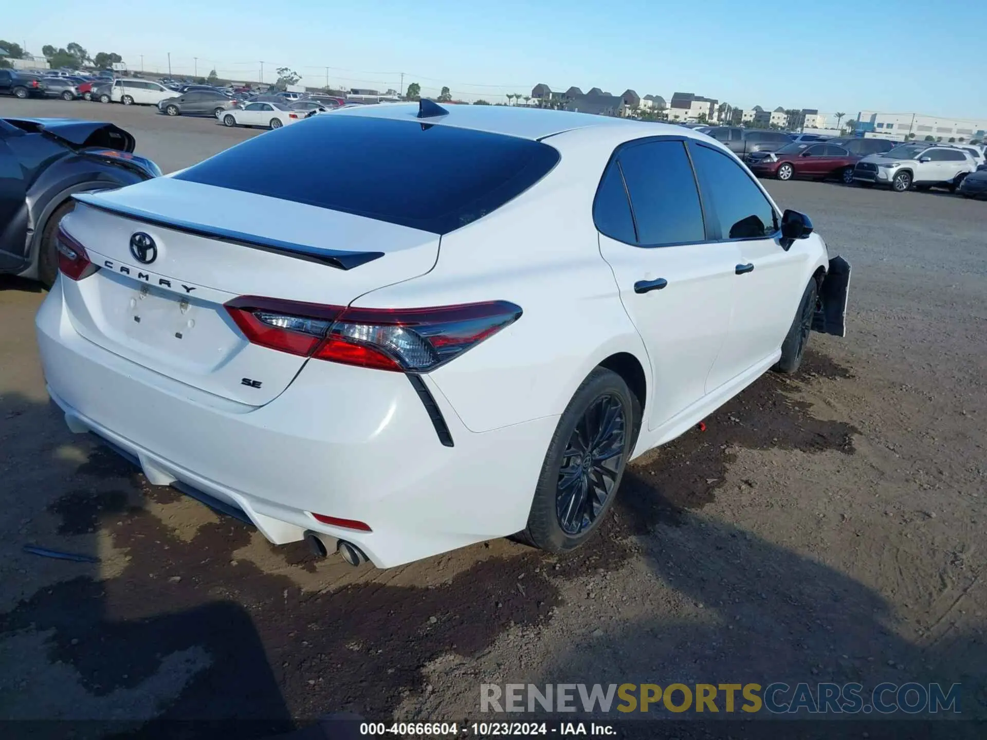 4 fotografías del automóvil dañado 4T1G11AK5MU441215 TOYOTA CAMRY 2021