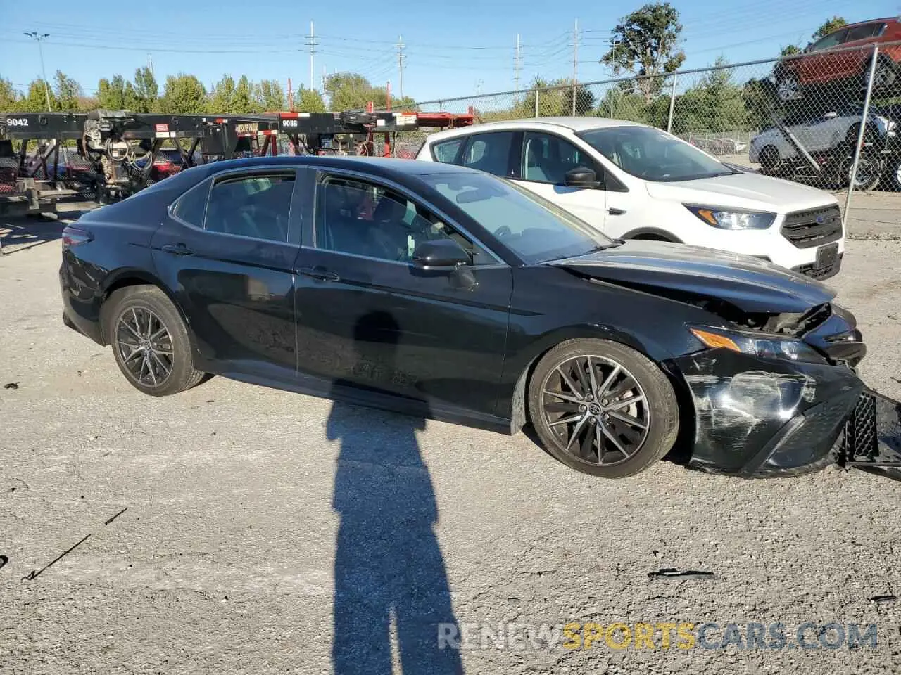 4 fotografías del automóvil dañado 4T1G11AK5MU444504 TOYOTA CAMRY 2021