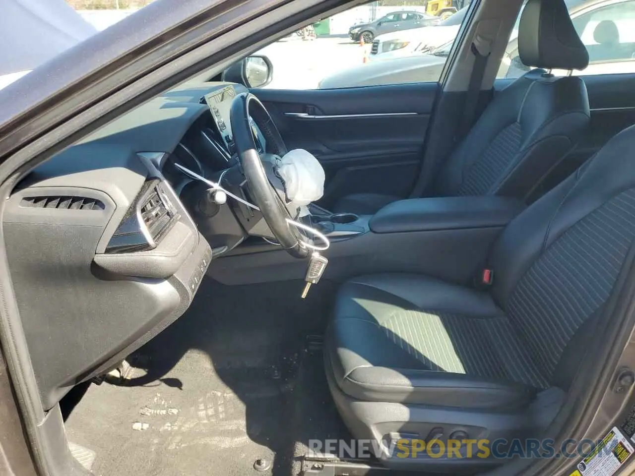 7 fotografías del automóvil dañado 4T1G11AK5MU474764 TOYOTA CAMRY 2021