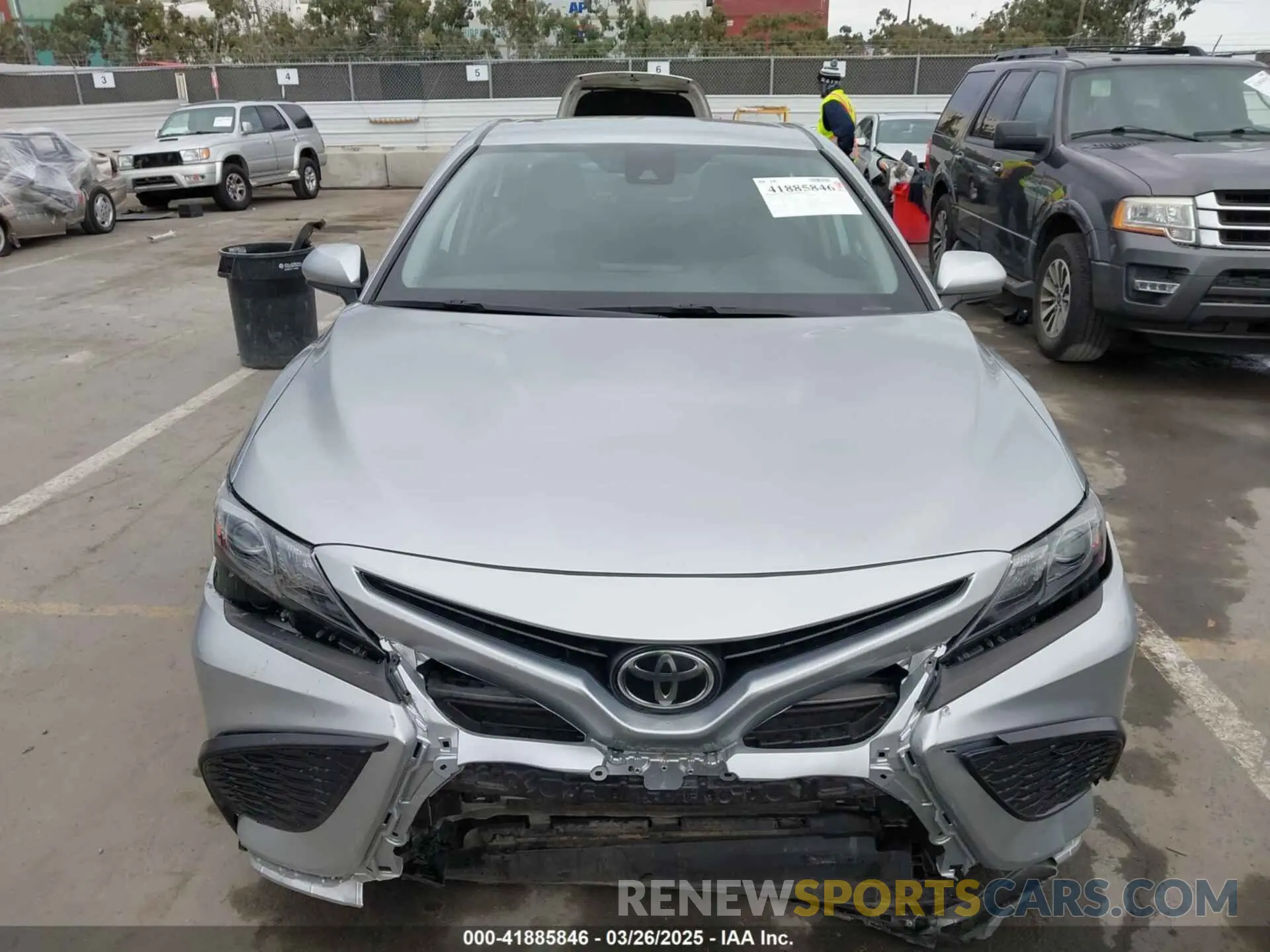 12 fotografías del automóvil dañado 4T1G11AK5MU526829 TOYOTA CAMRY 2021