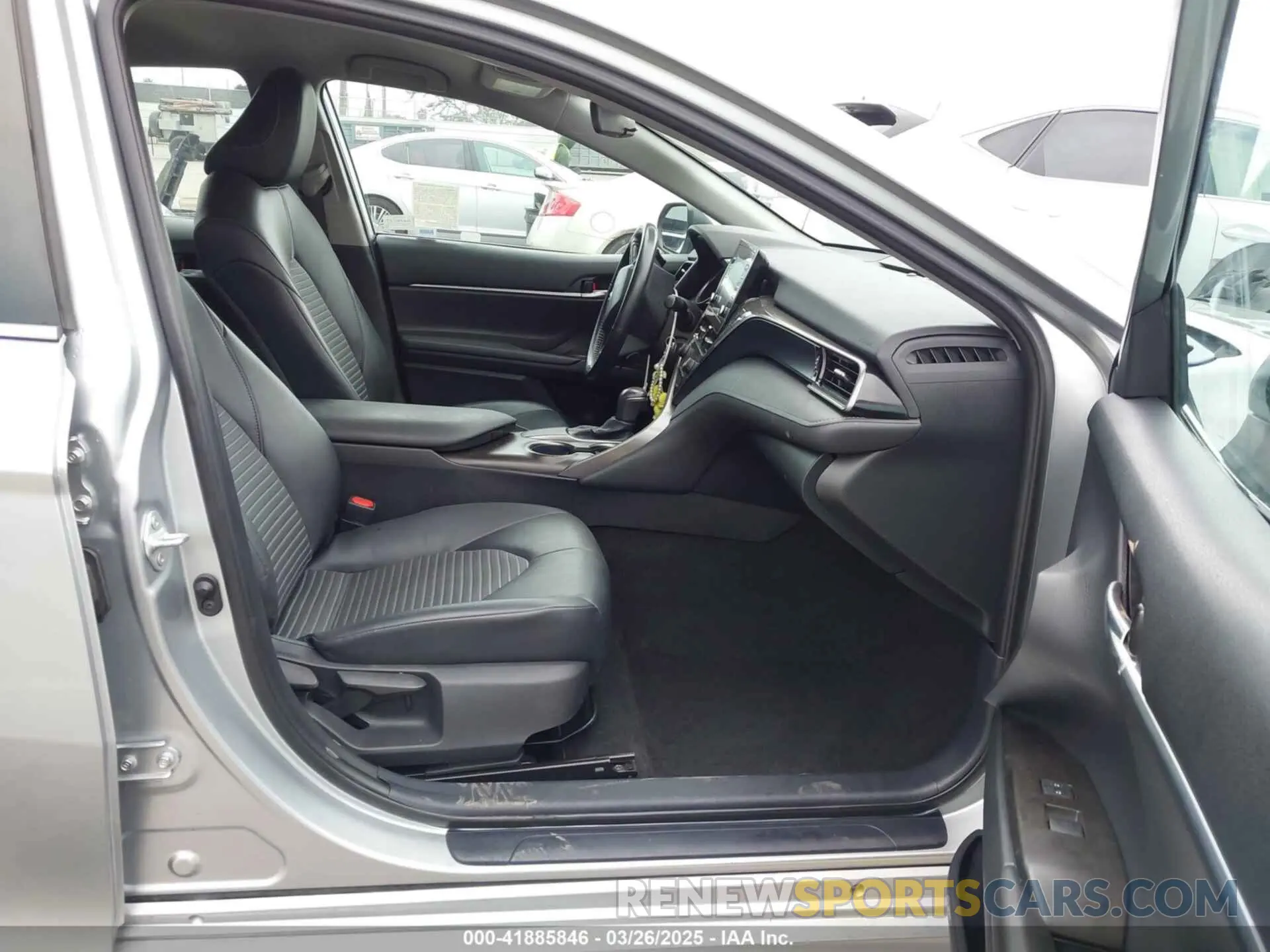 5 fotografías del automóvil dañado 4T1G11AK5MU526829 TOYOTA CAMRY 2021