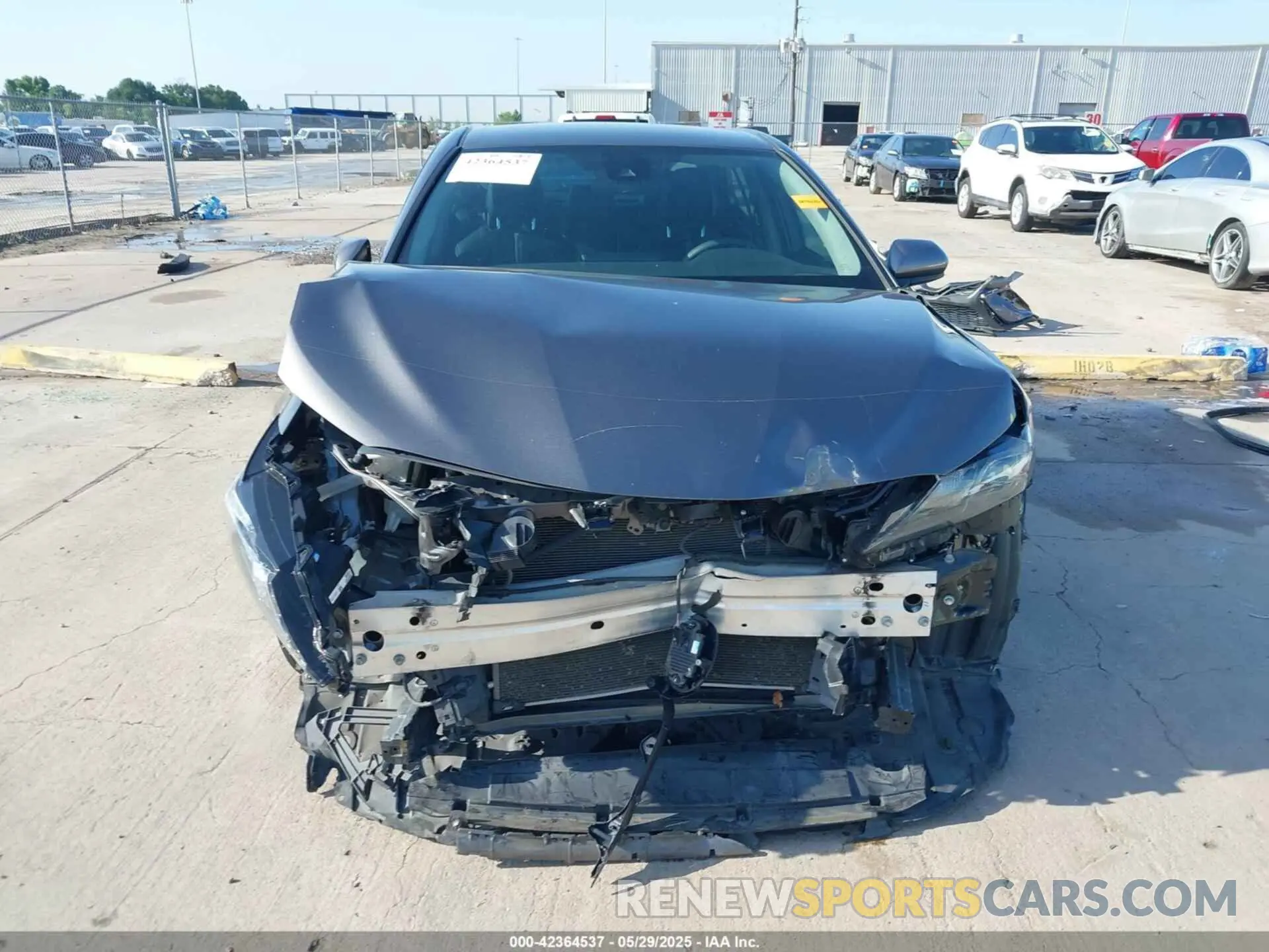 12 fotografías del automóvil dañado 4T1G11AK5MU527267 TOYOTA CAMRY 2021