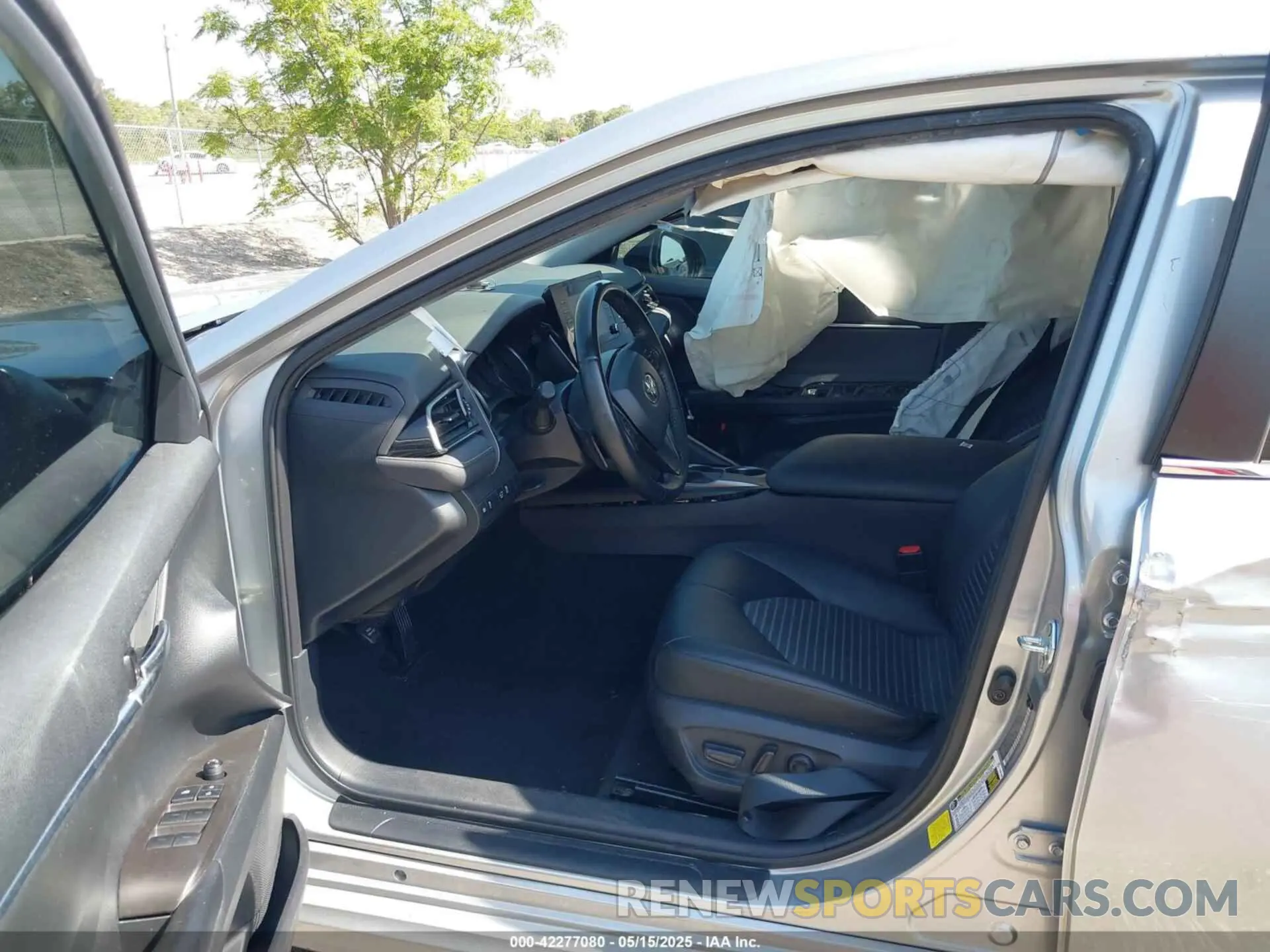 5 fotografías del automóvil dañado 4T1G11AK5MU537913 TOYOTA CAMRY 2021