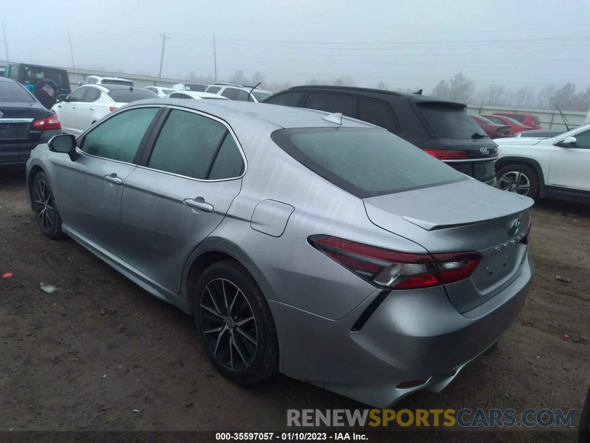 3 fotografías del automóvil dañado 4T1G11AK5MU551777 TOYOTA CAMRY 2021