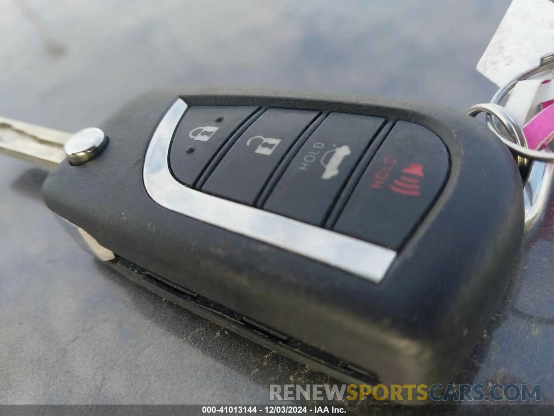 11 fotografías del automóvil dañado 4T1G11AK5MU552928 TOYOTA CAMRY 2021