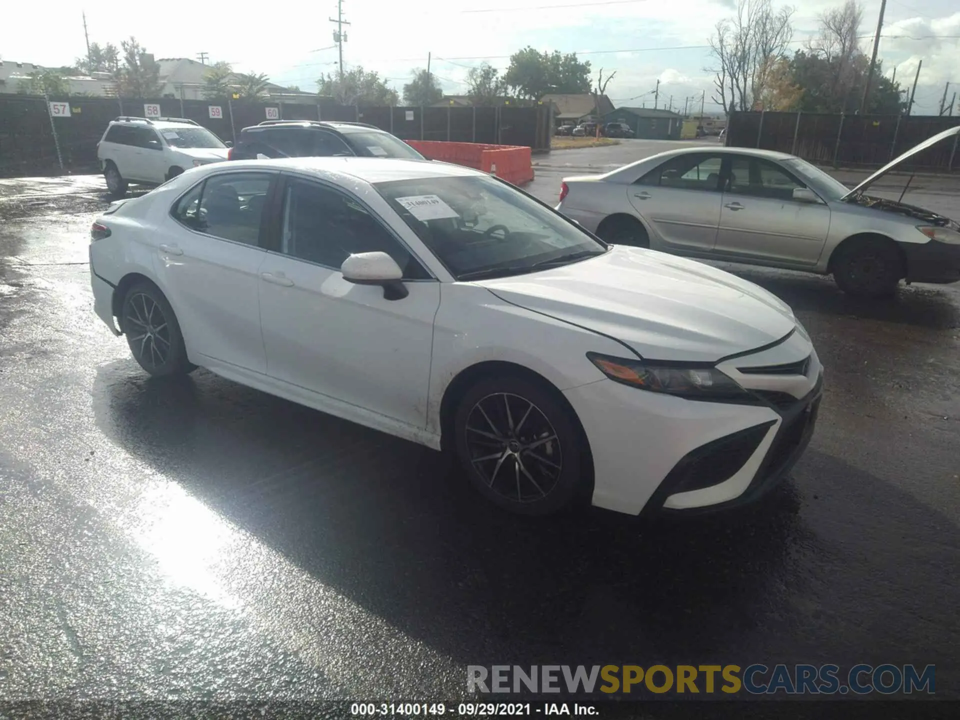 1 fotografías del automóvil dañado 4T1G11AK5MU588263 TOYOTA CAMRY 2021