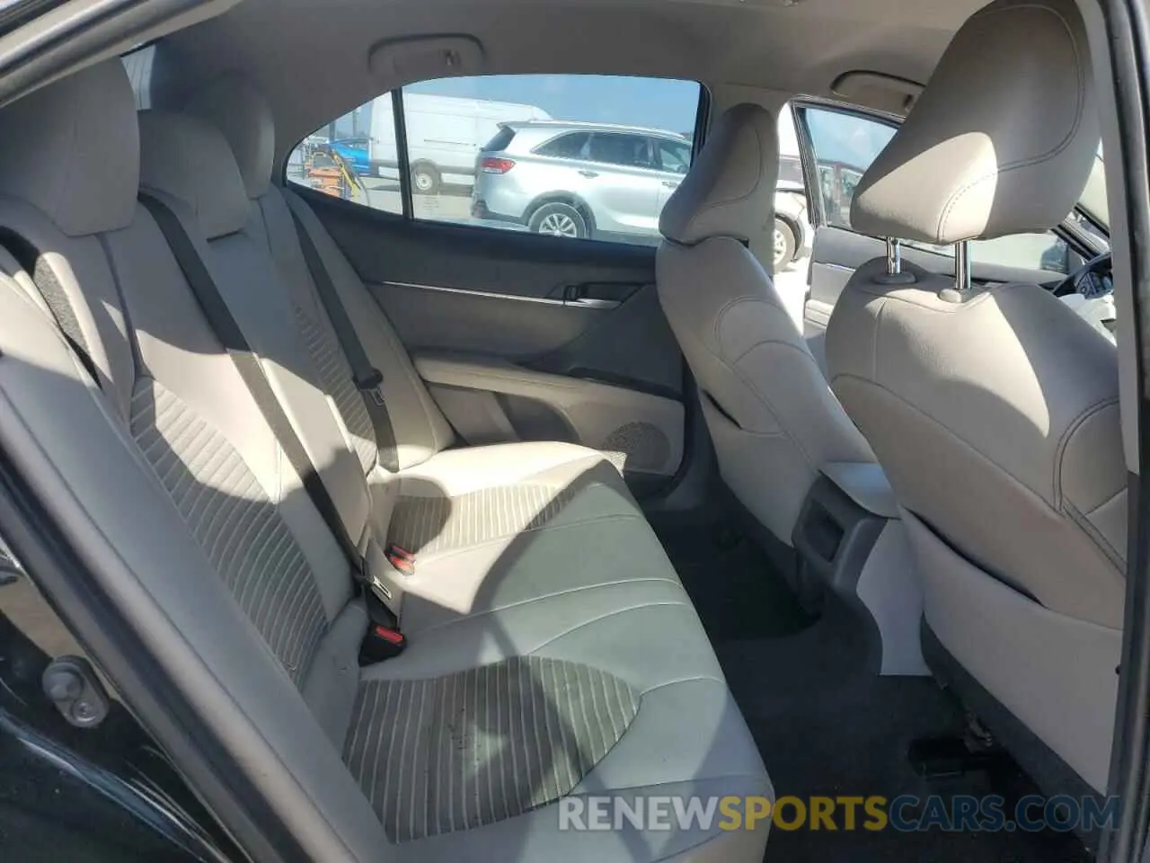 10 fotografías del automóvil dañado 4T1G11AK5MU590000 TOYOTA CAMRY 2021