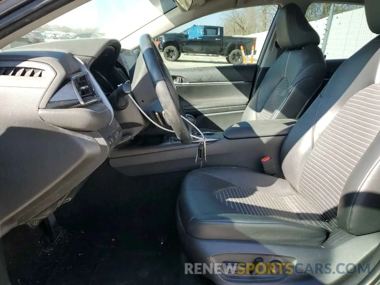 7 fotografías del automóvil dañado 4T1G11AK5MU602095 TOYOTA CAMRY 2021
