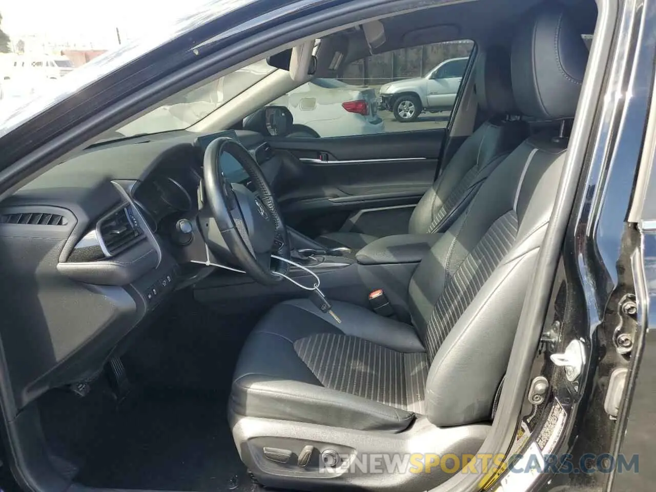 7 fotografías del automóvil dañado 4T1G11AK5MU616787 TOYOTA CAMRY 2021