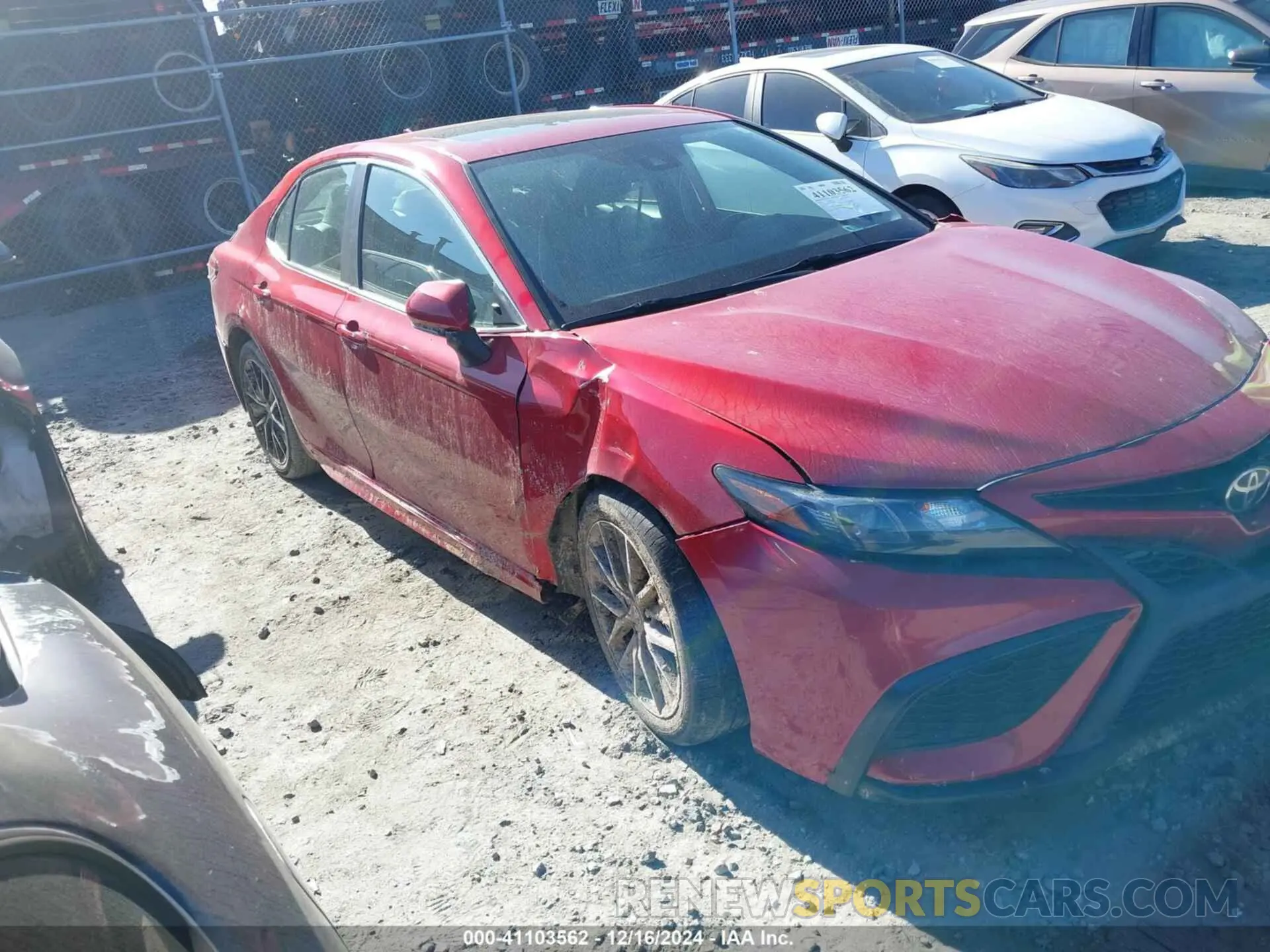13 fotografías del automóvil dañado 4T1G11AK6MU409874 TOYOTA CAMRY 2021