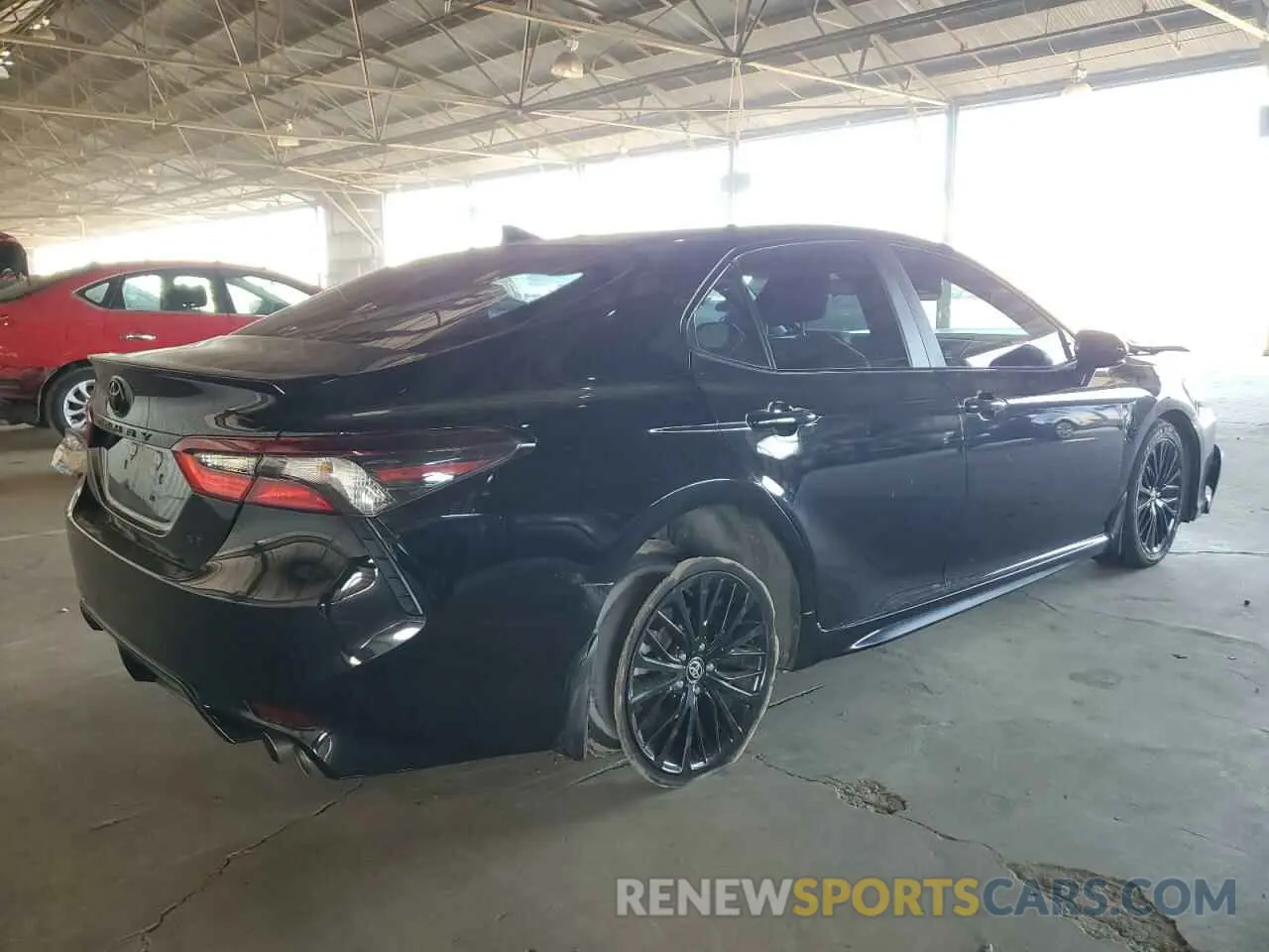 3 fotografías del automóvil dañado 4T1G11AK6MU411320 TOYOTA CAMRY 2021