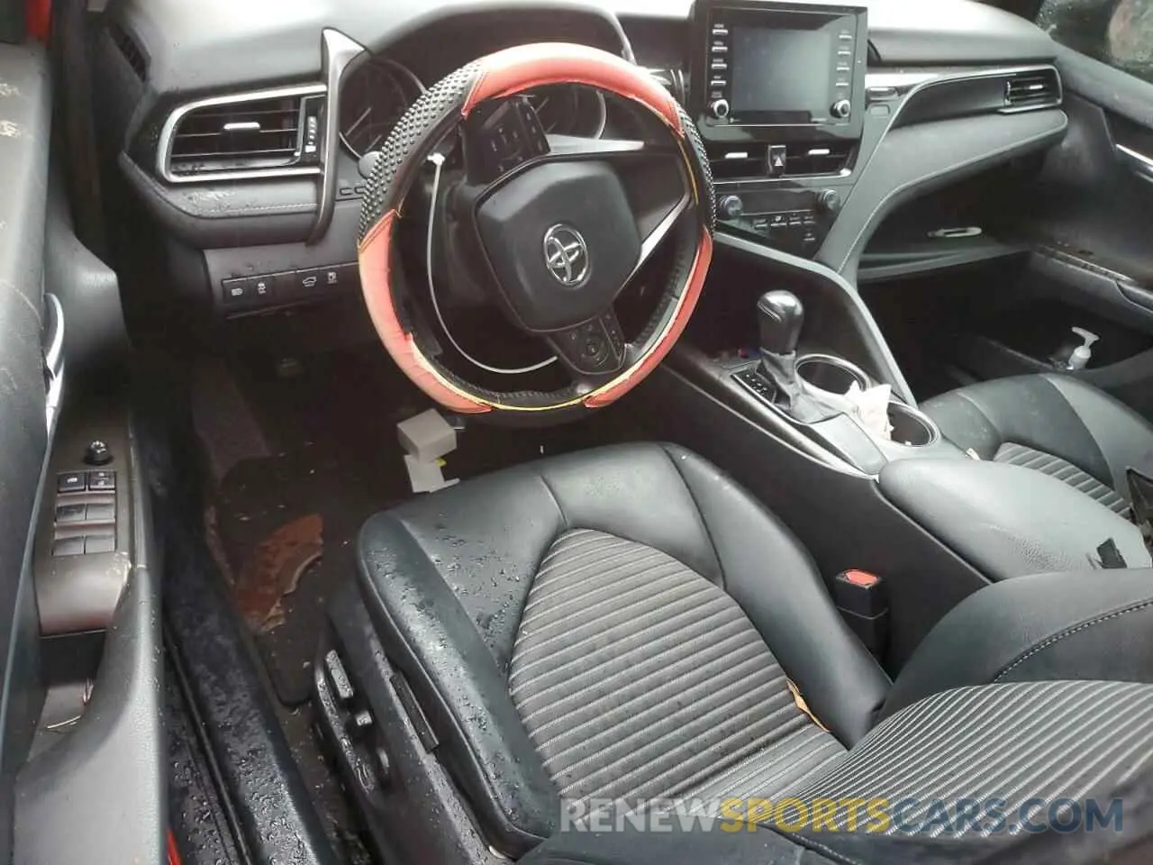 8 fotografías del automóvil dañado 4T1G11AK6MU417862 TOYOTA CAMRY 2021
