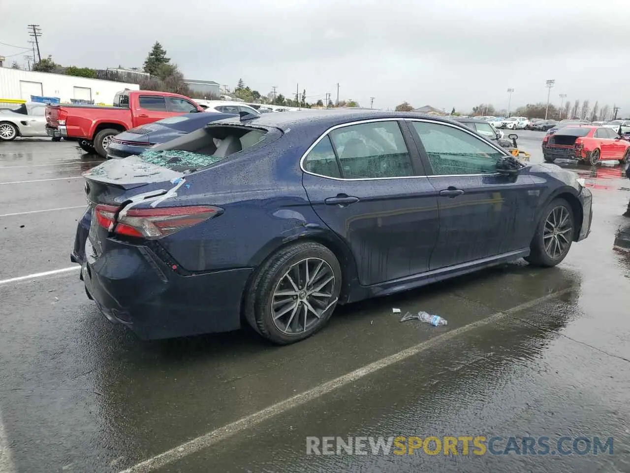 3 fotografías del automóvil dañado 4T1G11AK6MU418882 TOYOTA CAMRY 2021