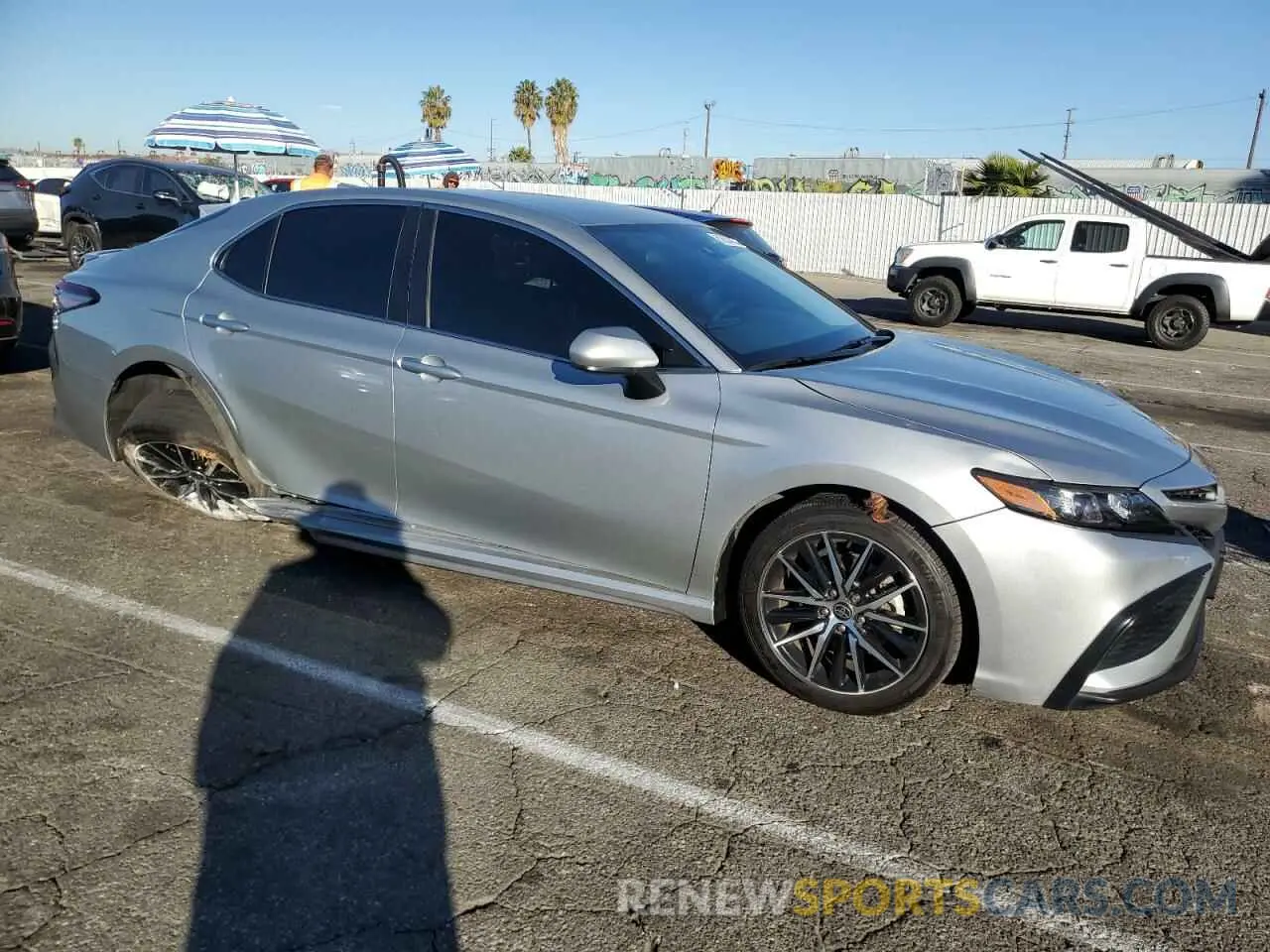 4 fotografías del automóvil dañado 4T1G11AK6MU419952 TOYOTA CAMRY 2021