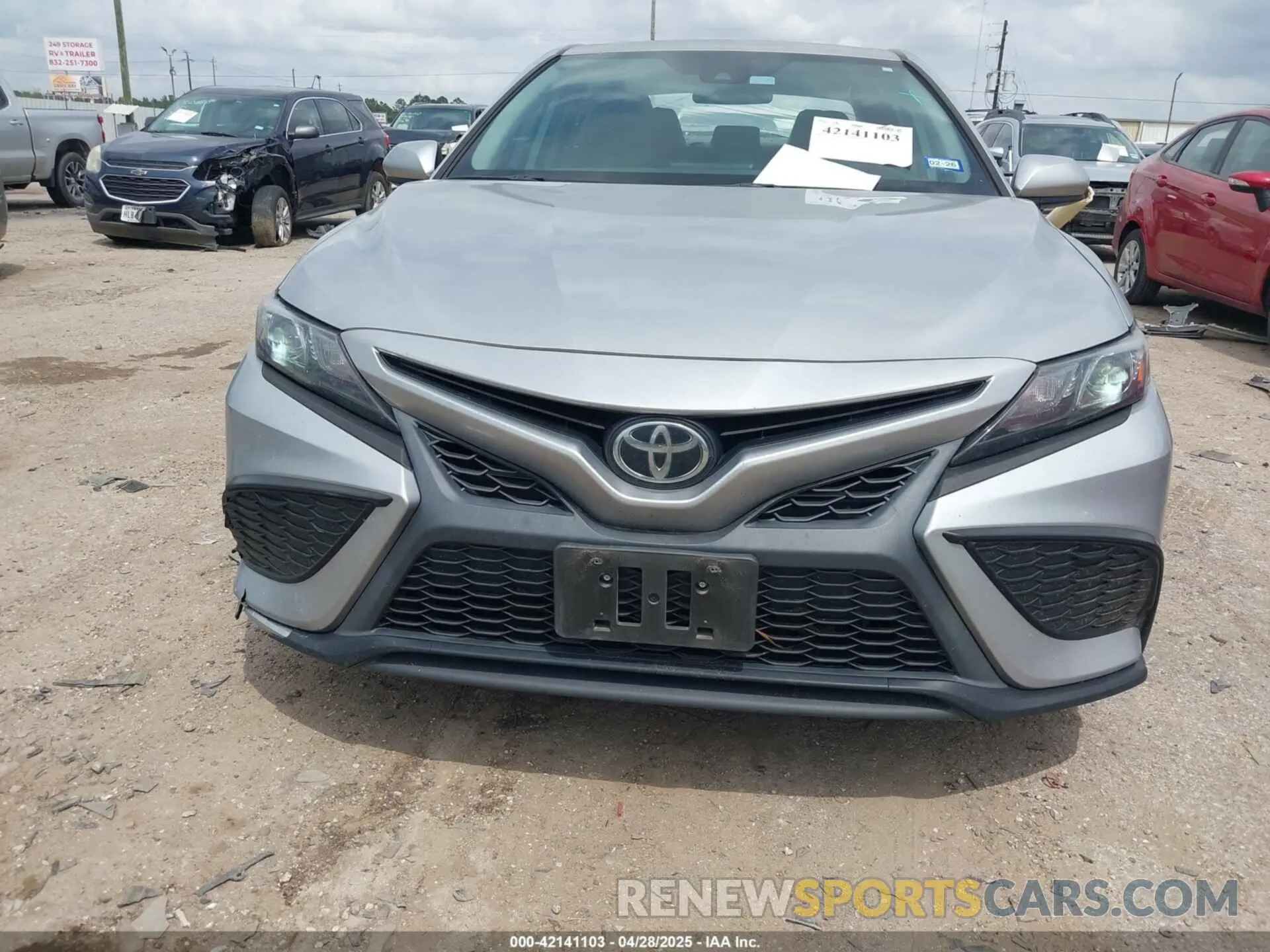 12 fotografías del automóvil dañado 4T1G11AK6MU422432 TOYOTA CAMRY 2021