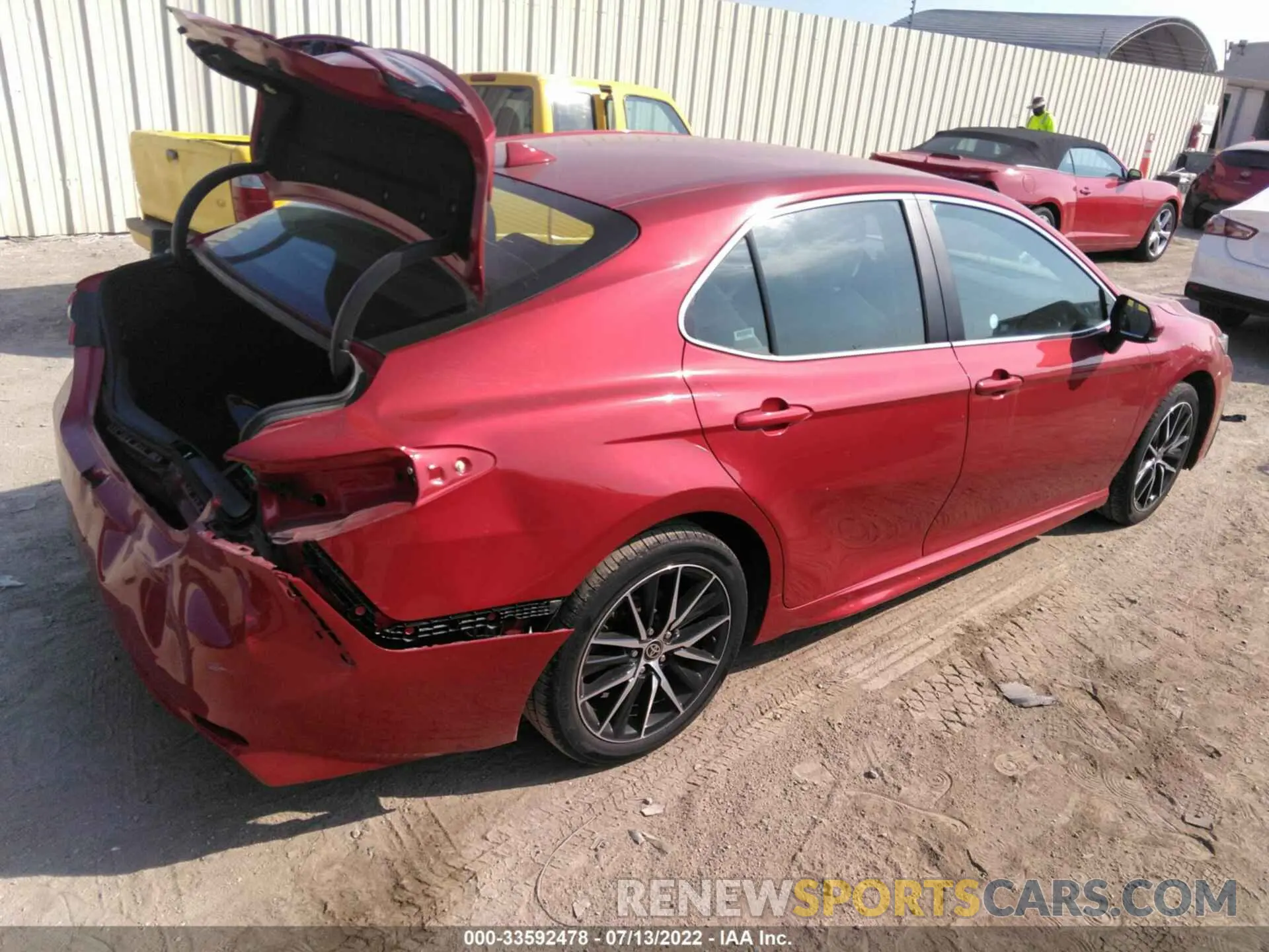 4 fotografías del automóvil dañado 4T1G11AK6MU429428 TOYOTA CAMRY 2021