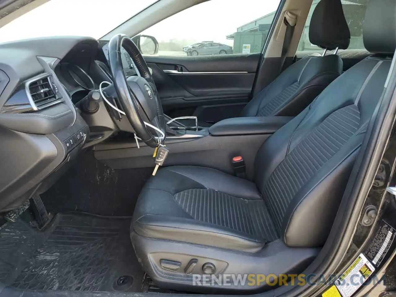 7 fotografías del automóvil dañado 4T1G11AK6MU433219 TOYOTA CAMRY 2021